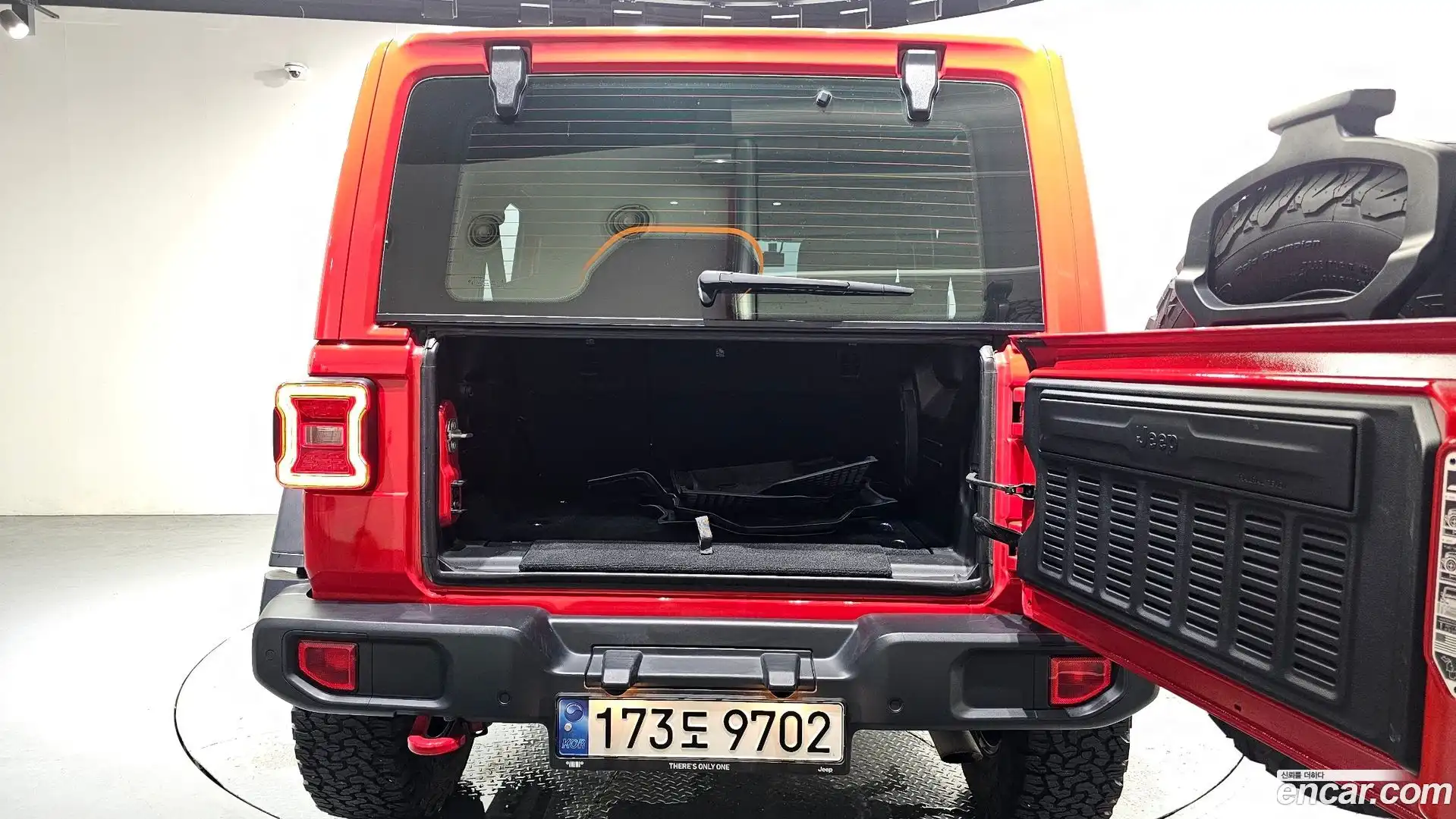 Wrangler Jeep 2024.8-OPTION-024