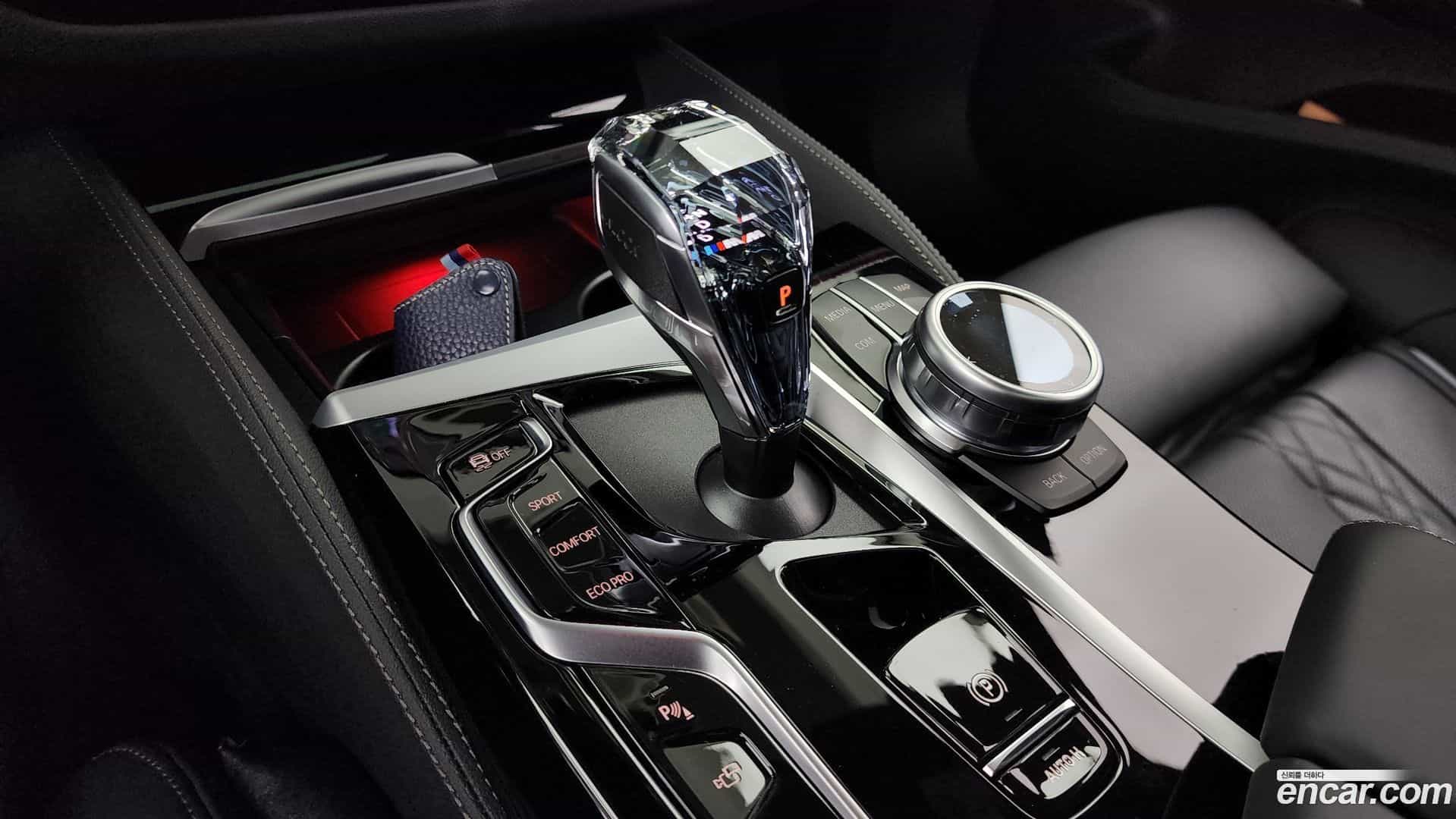 Gran Turismo BMW 2023.9-INNER-009