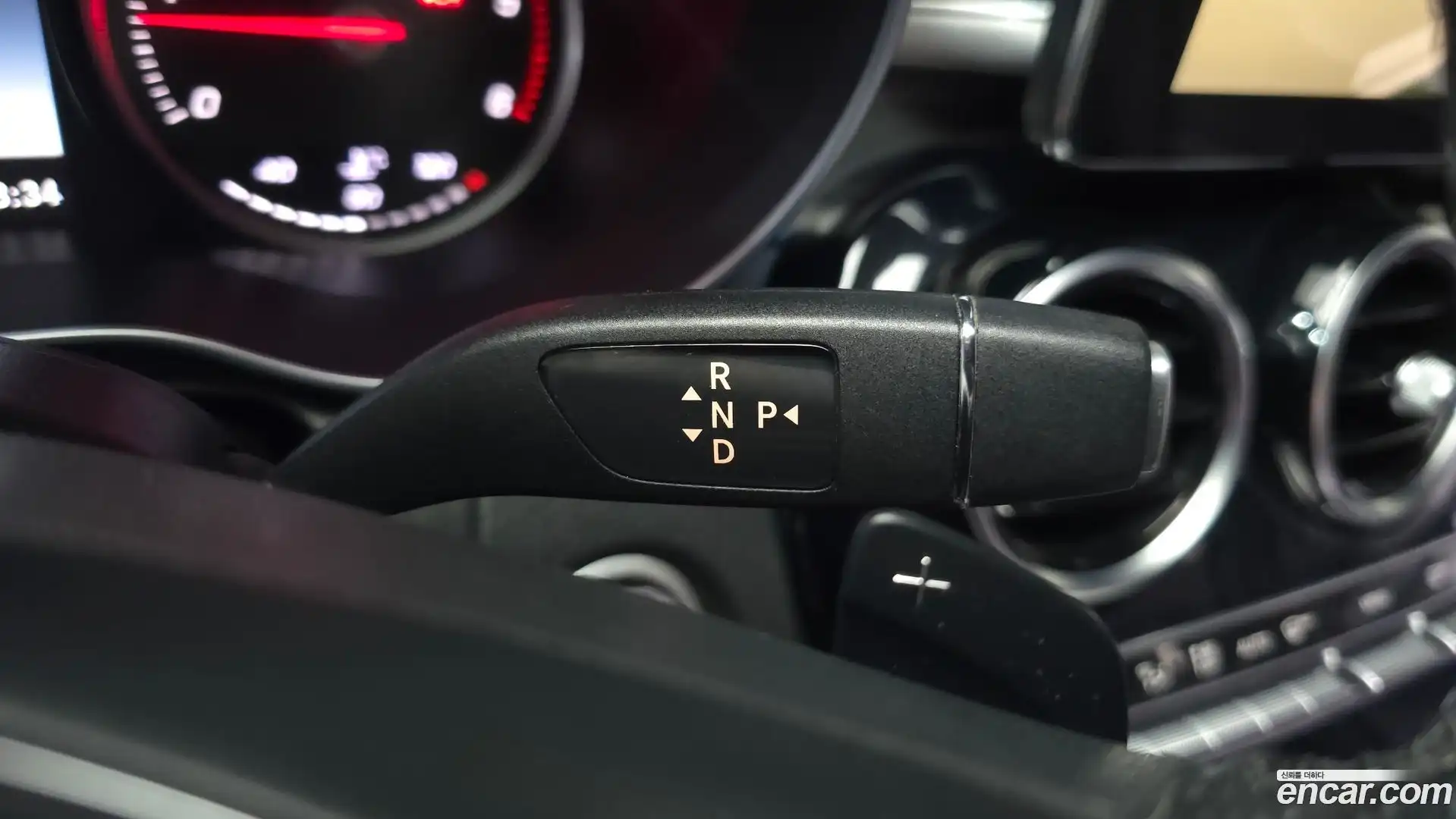 C-Class Mercedes-Benz 2015.11-INNER-009