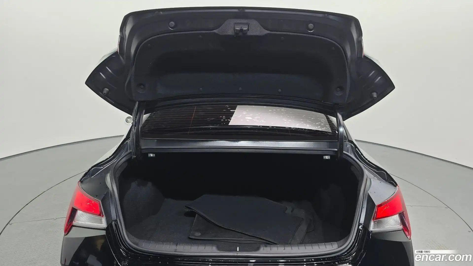 AVANTE Hyundai 2021.3-OPTION-022