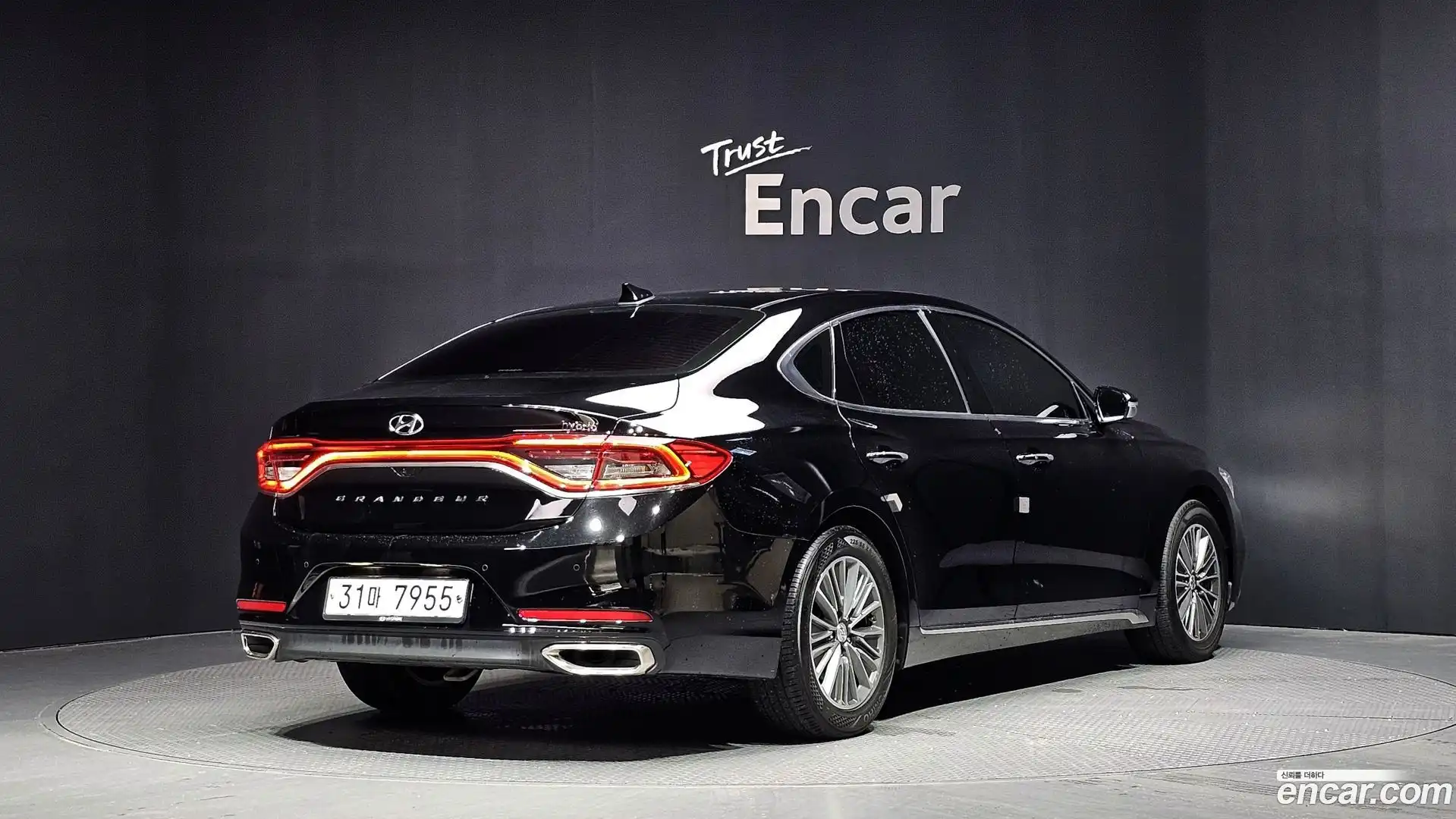 Grandeur Hyundai 2018.6-OUTER-002