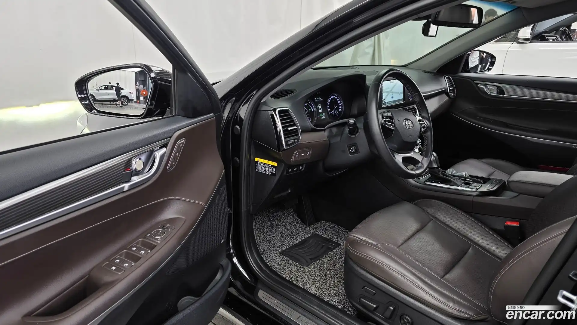 Grandeur Hyundai 2018.6-INNER-010