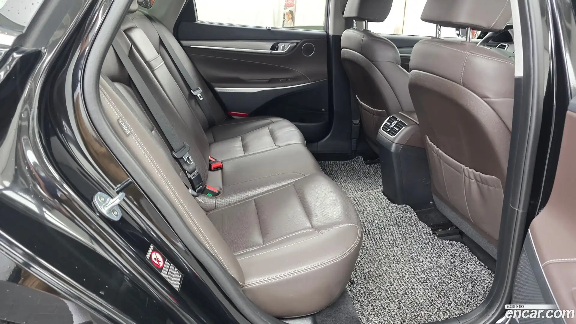 Grandeur Hyundai 2018.6-OPTION-015