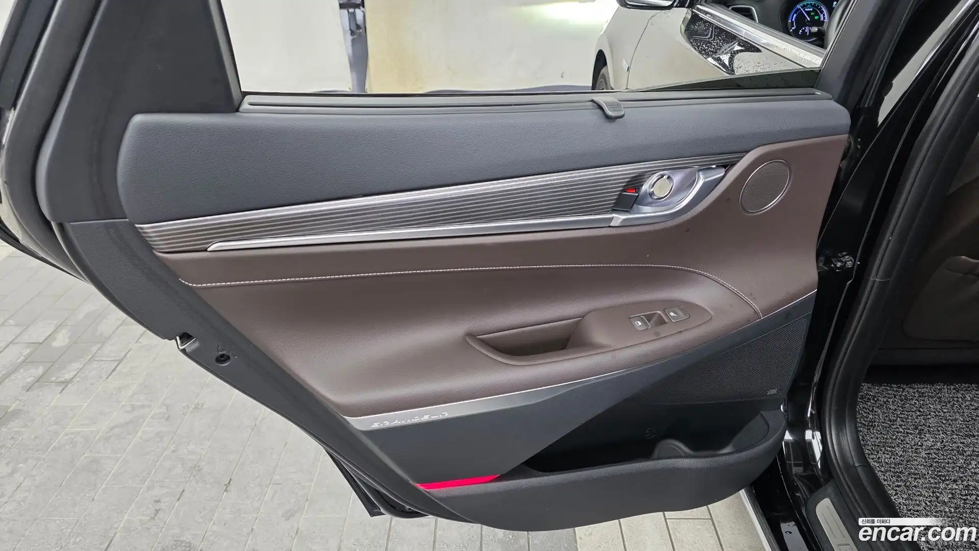 Grandeur Hyundai 2018.6-INNER-035