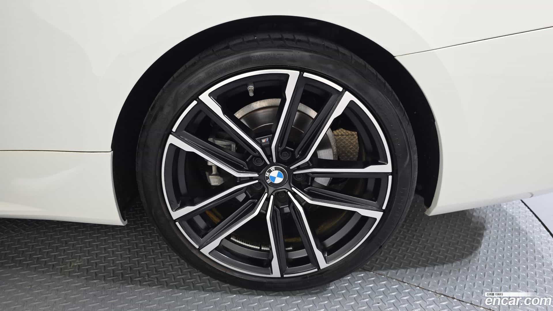 4-Series BMW 2023.9-OUTER-031