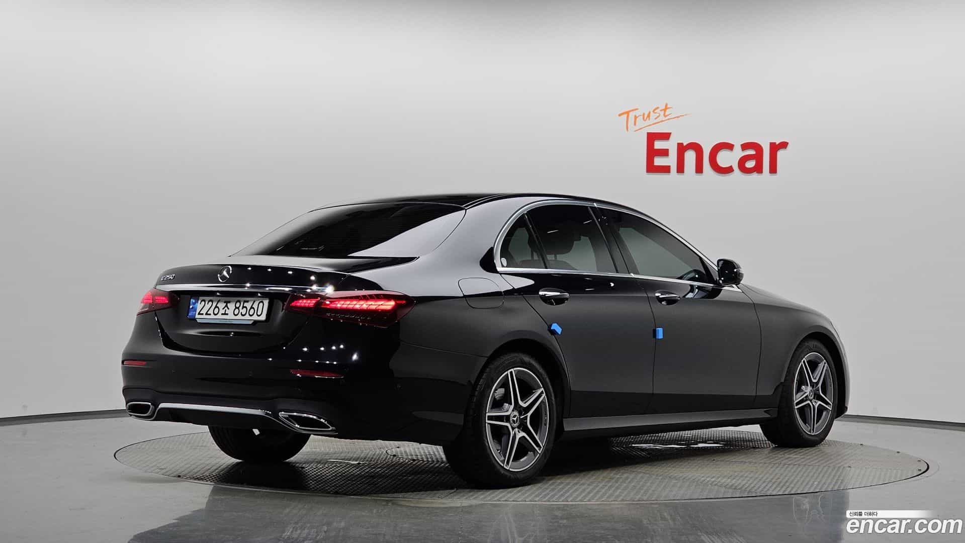 E-Class Mercedes-Benz 2023.4-OUTER-002