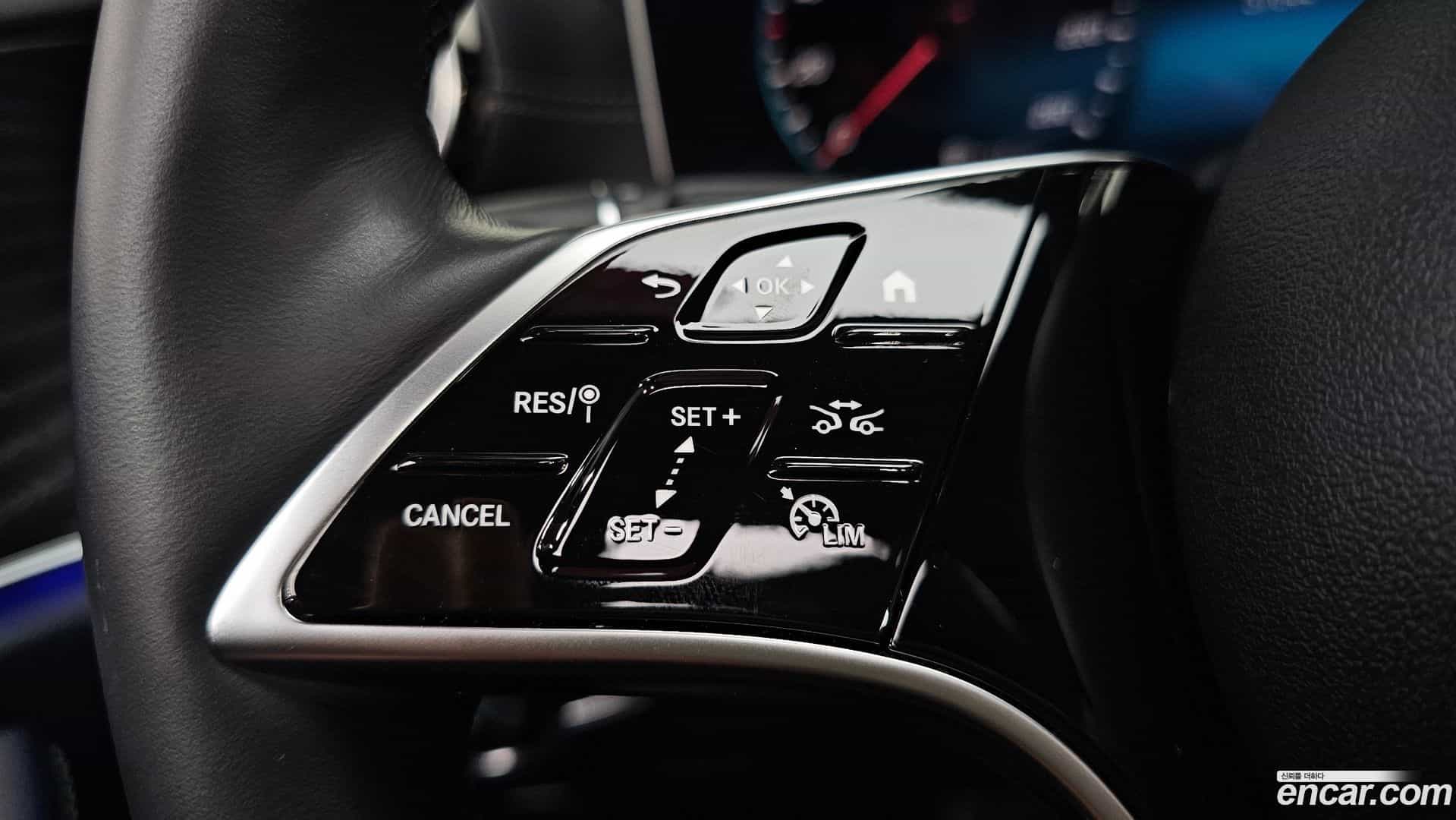 E-Class Mercedes-Benz 2023.4-OPTION-020