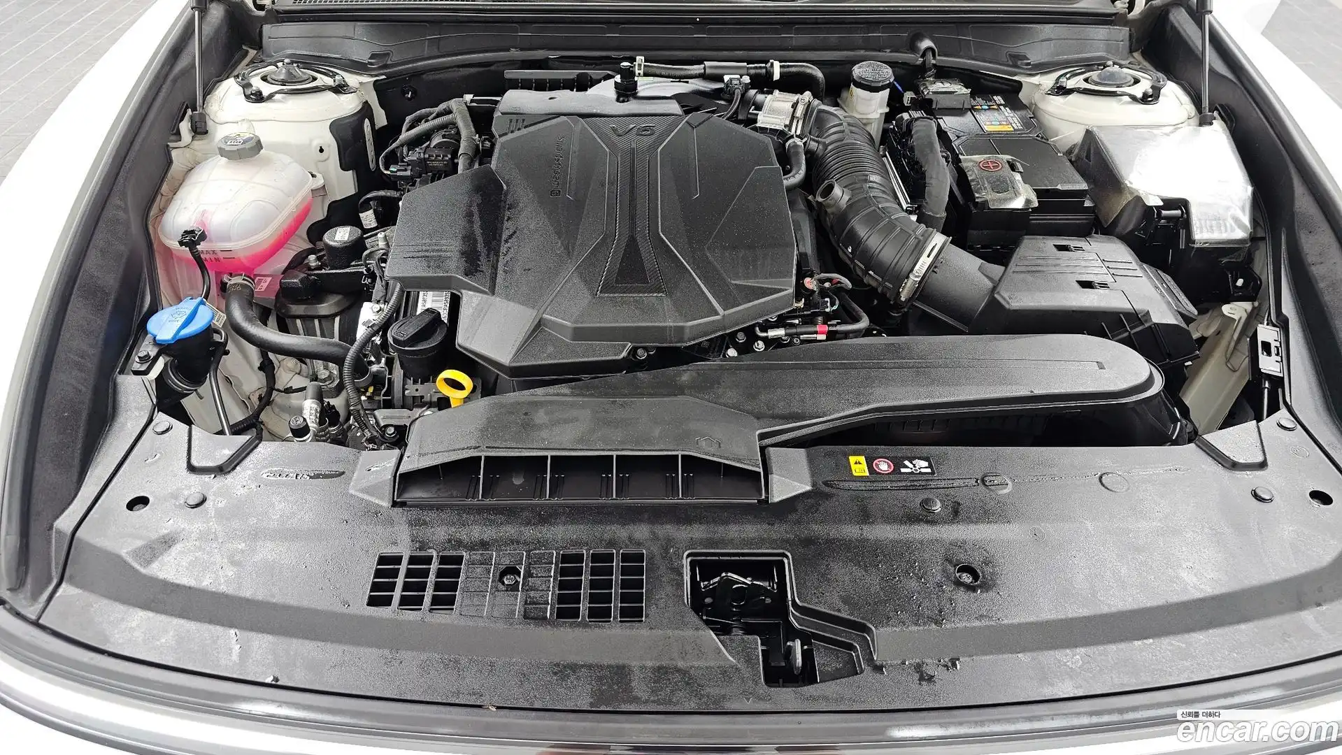 Grandeur Hyundai 2024.11-OUTER-006