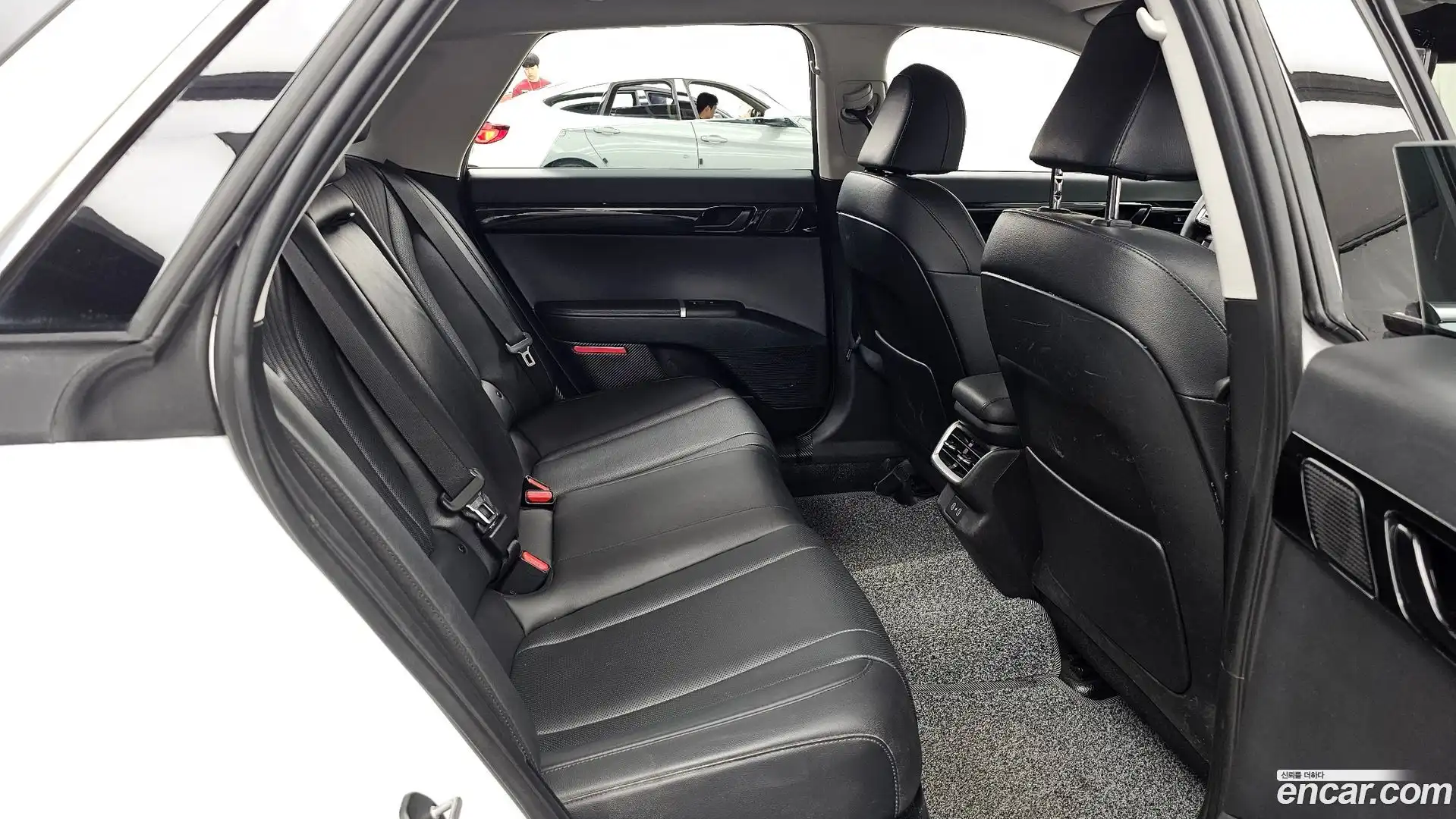 Grandeur Hyundai 2024.11-OPTION-016