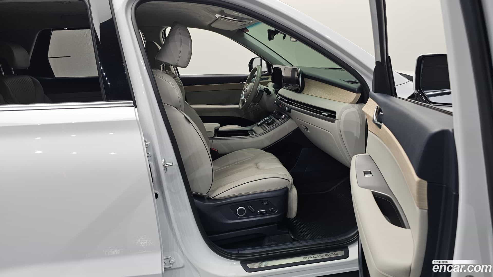 Palisade Hyundai 2022.6-INNER-036