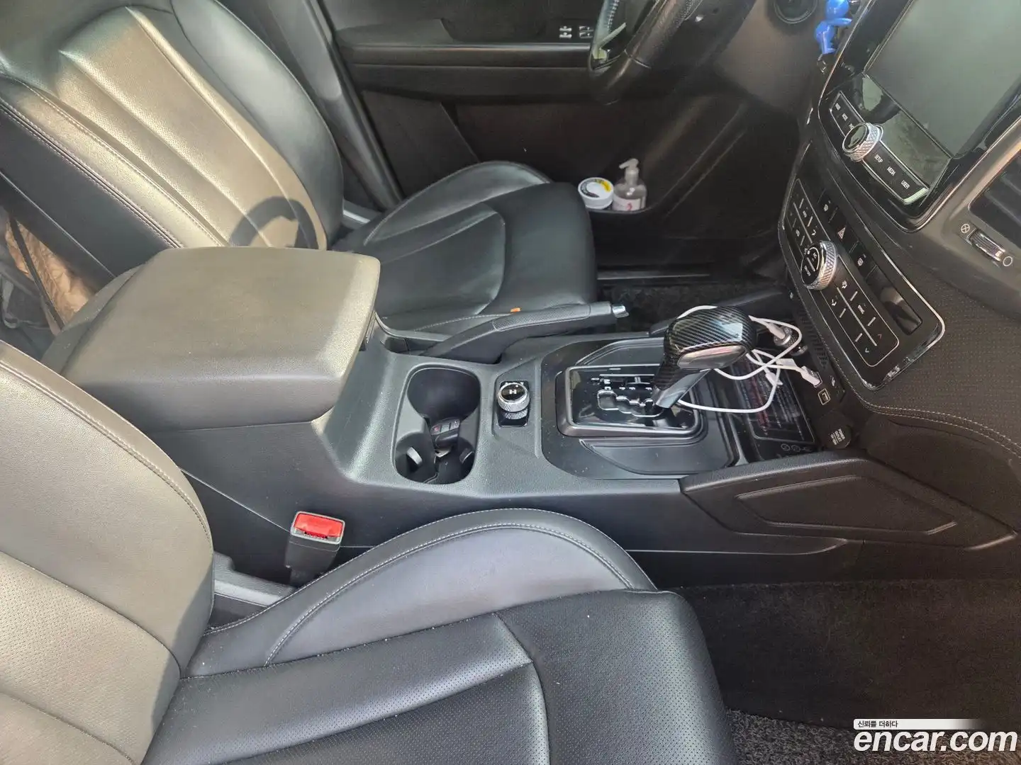 Rexton KG Mobility 2022.3-INNER-009