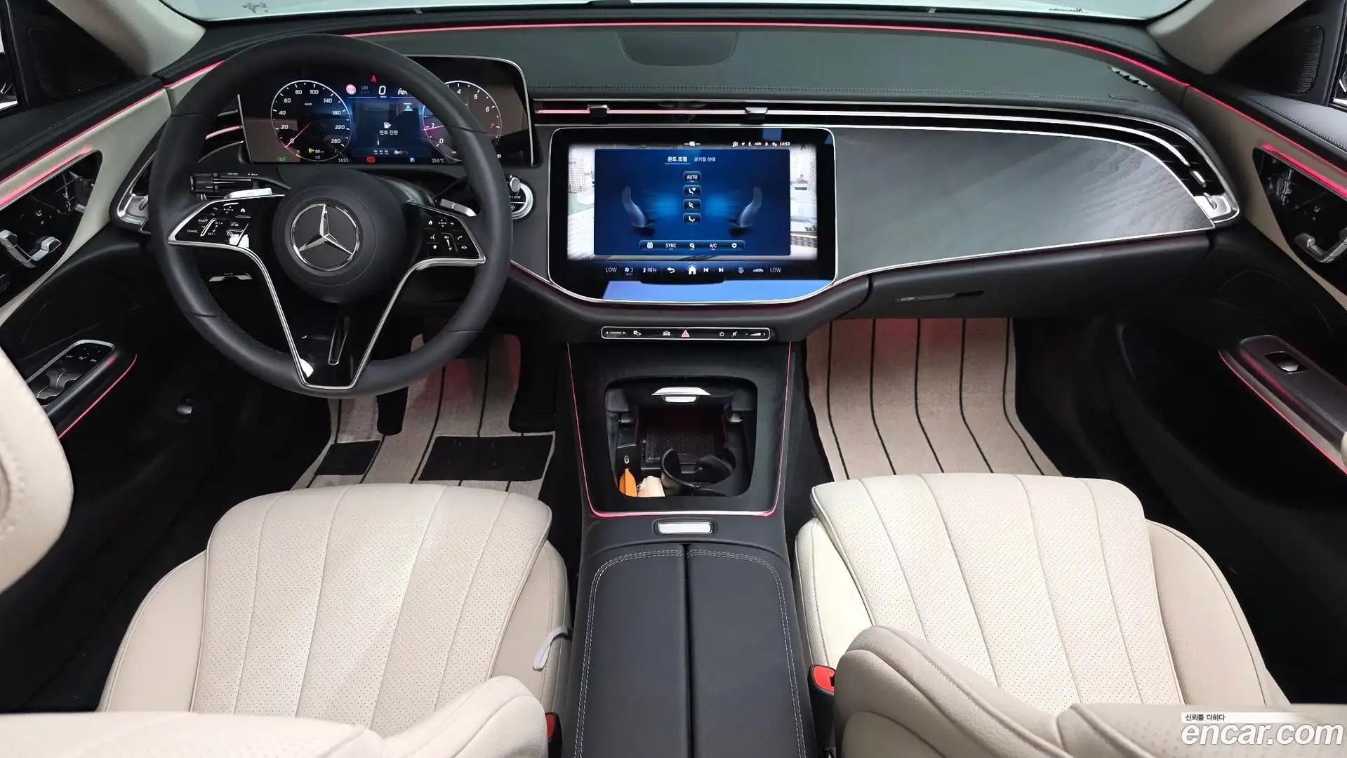 E-Class Mercedes-Benz 2024.8-INNER-007