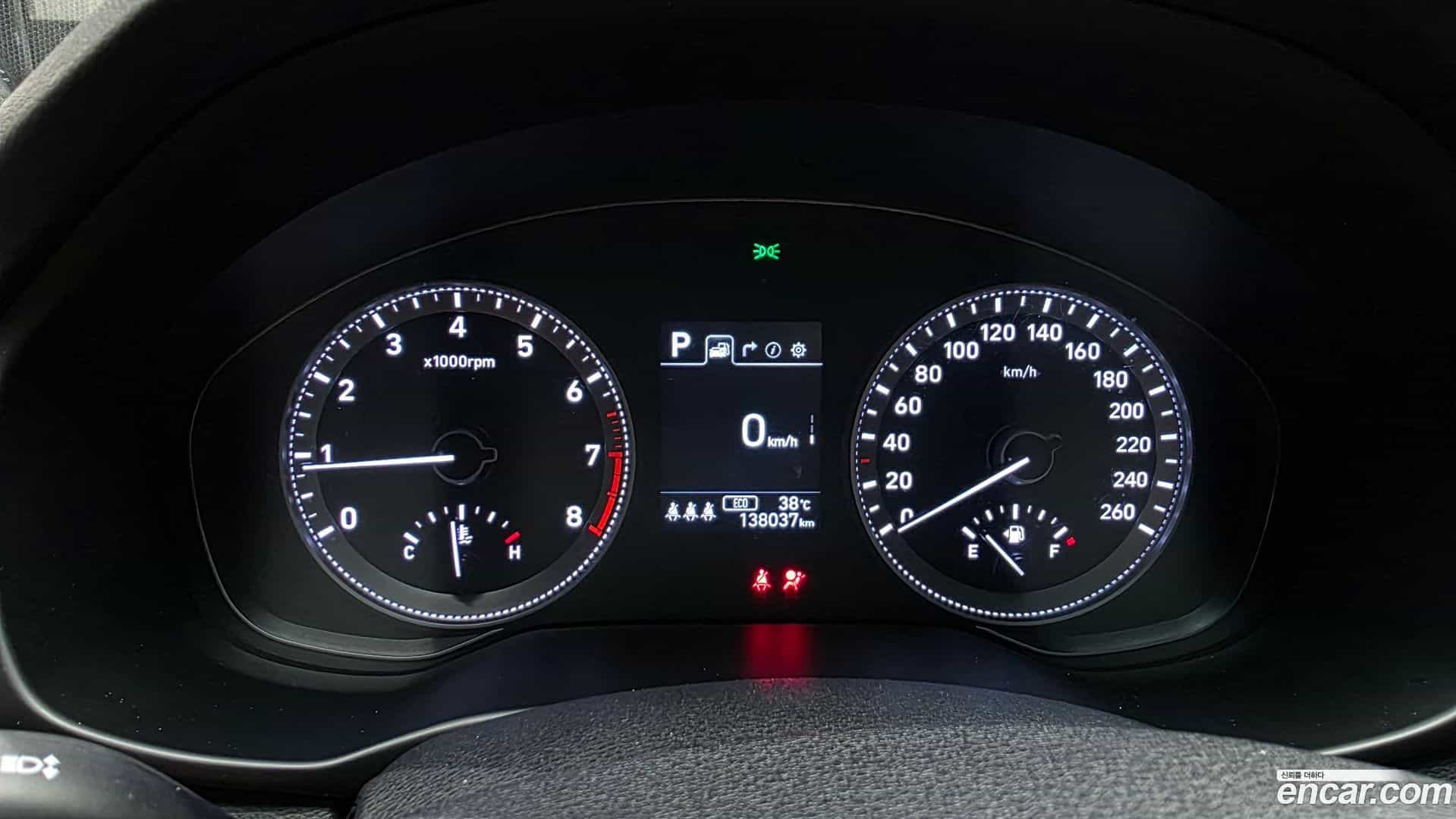 Grandeur Hyundai 2019.0-INNER-008