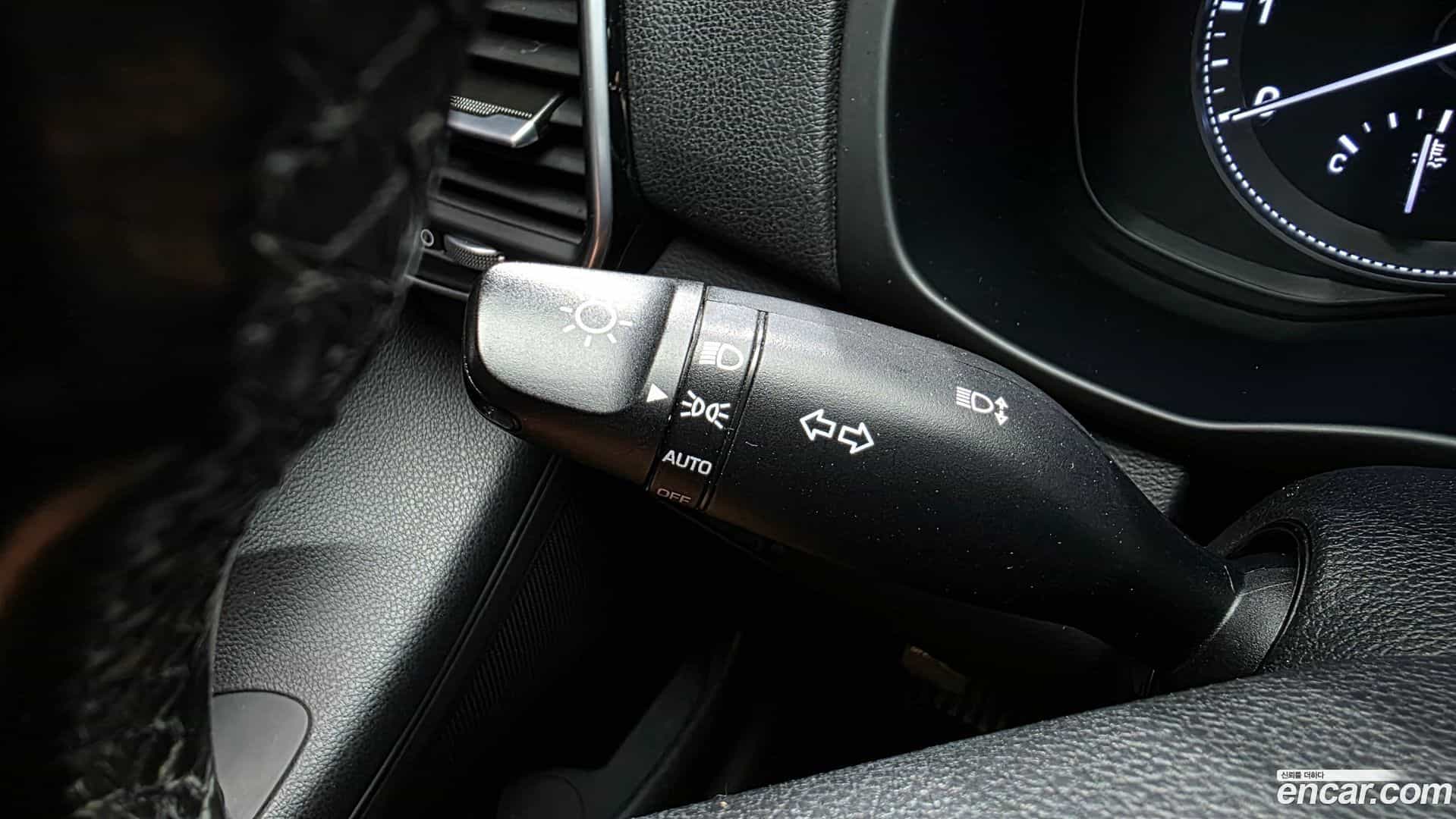 Grandeur Hyundai 2019.0-OPTION-044