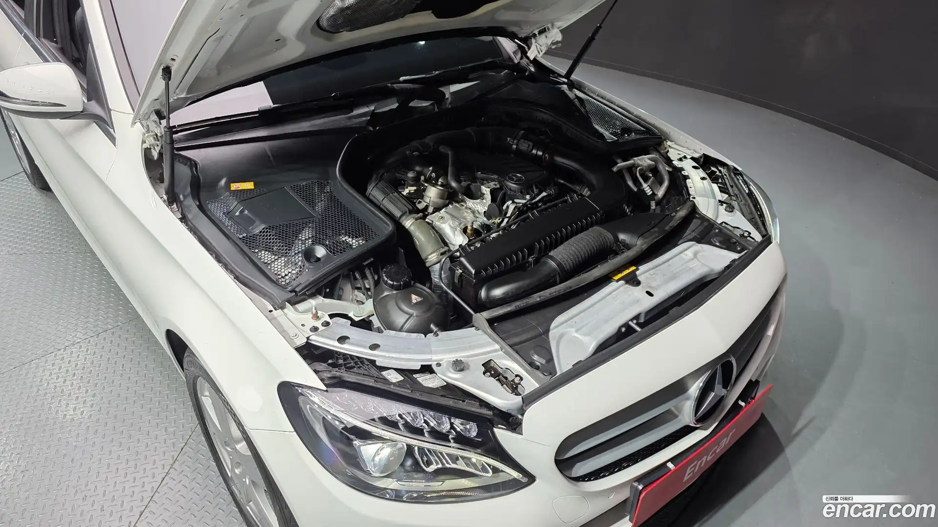 C-Class Mercedes-Benz 2016.4-OUTER-006