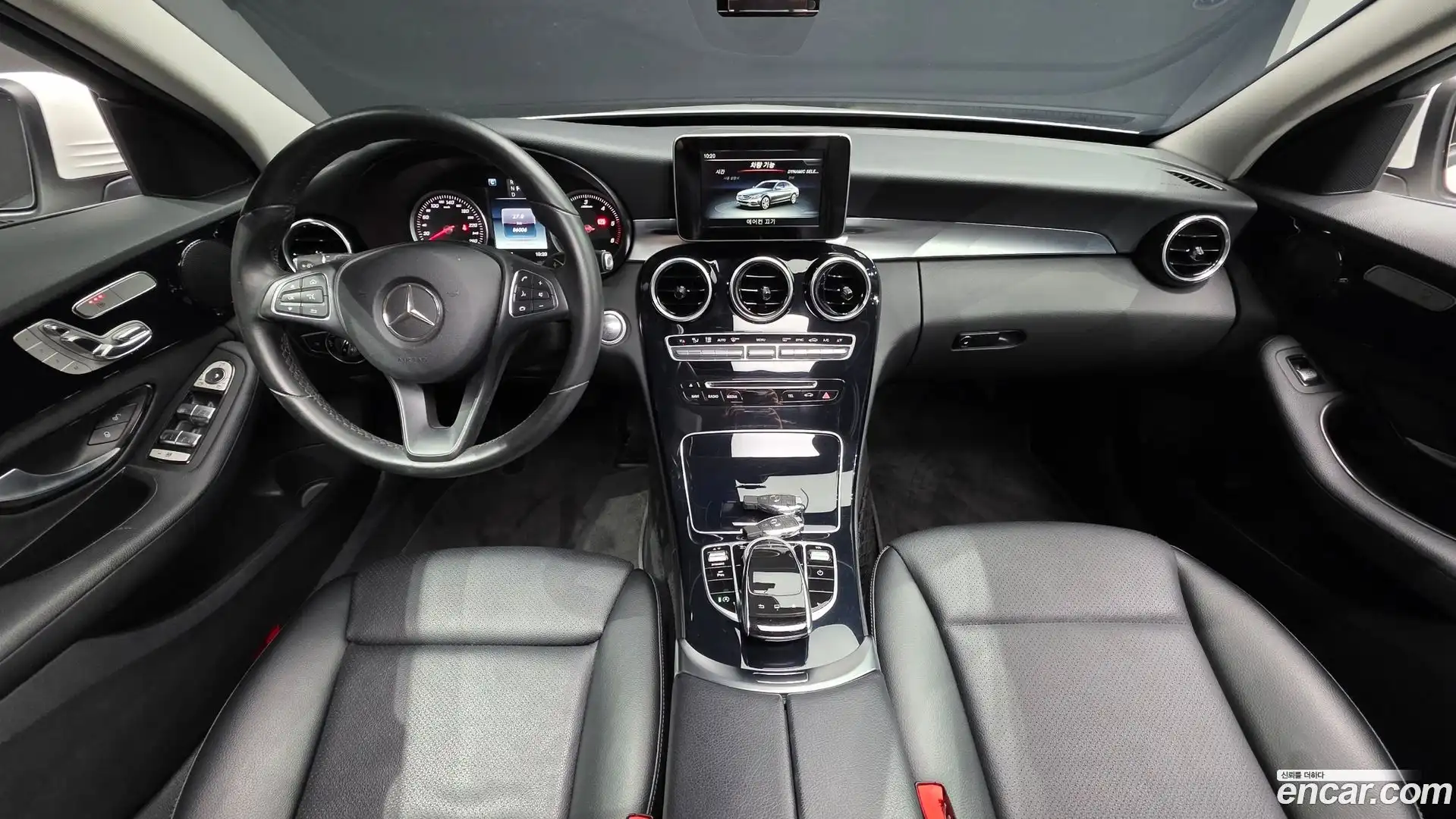 C-Class Mercedes-Benz 2016.4-INNER-007