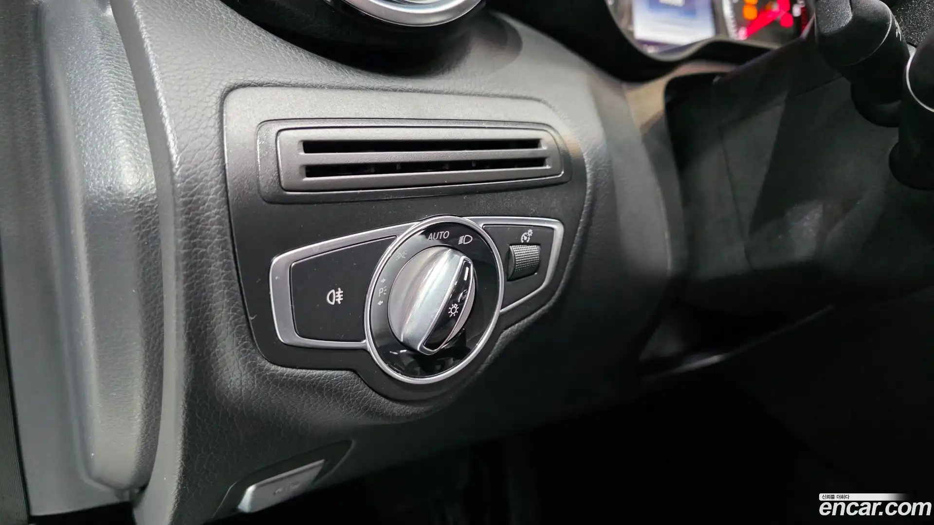 C-Class Mercedes-Benz 2016.4-OPTION-016