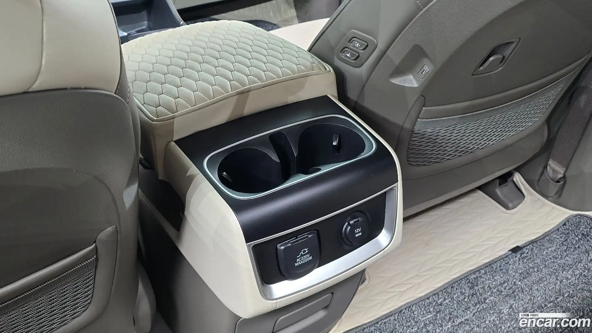 Canival Kia 2024.6-OPTION-041
