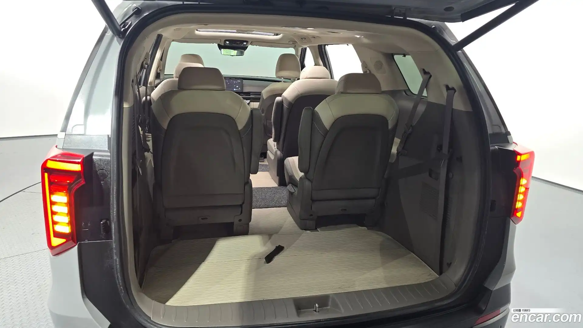 Canival Kia 2024.6-OPTION-043
