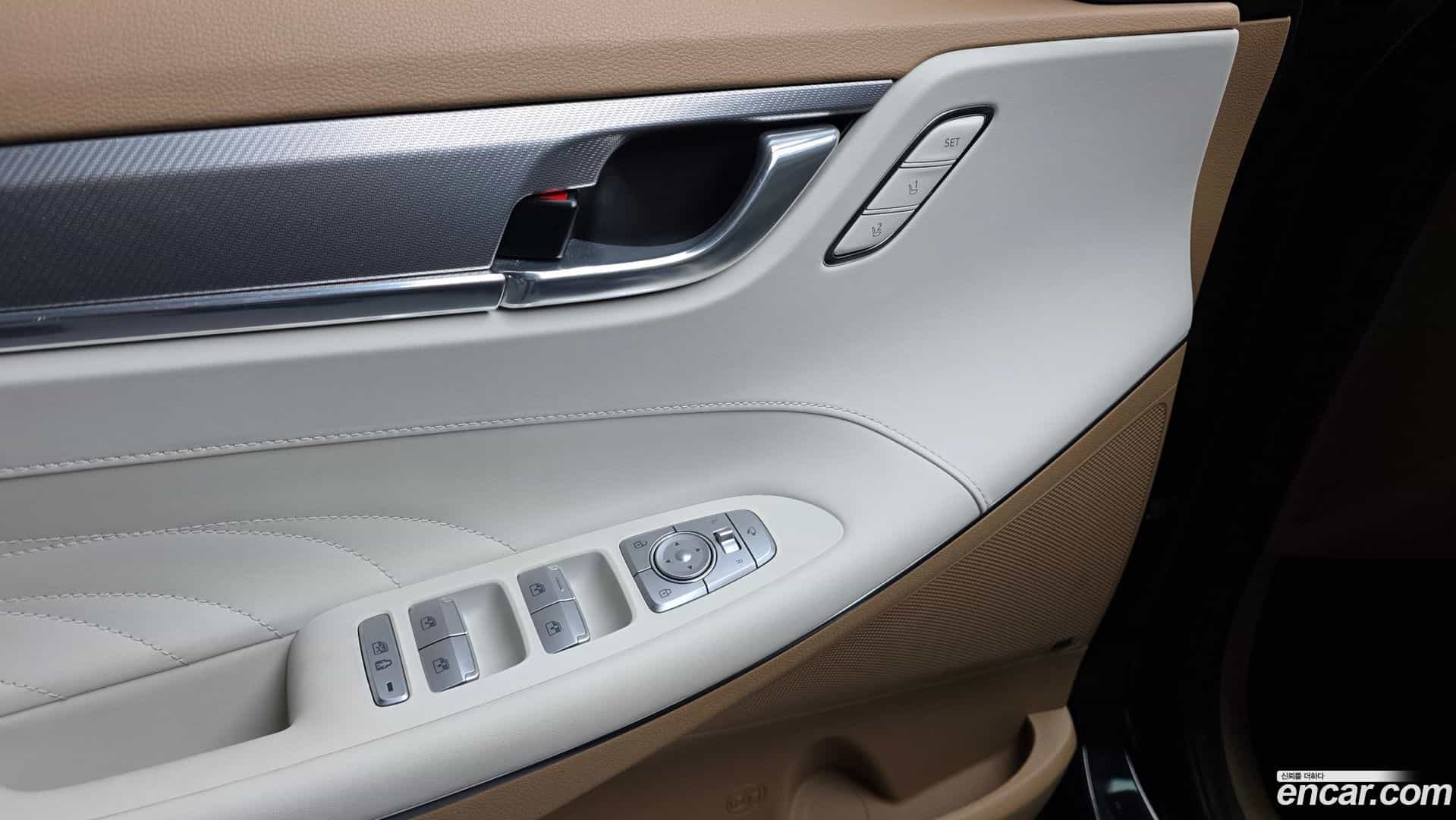 Grandeur Hyundai 2021.9-OPTION-022
