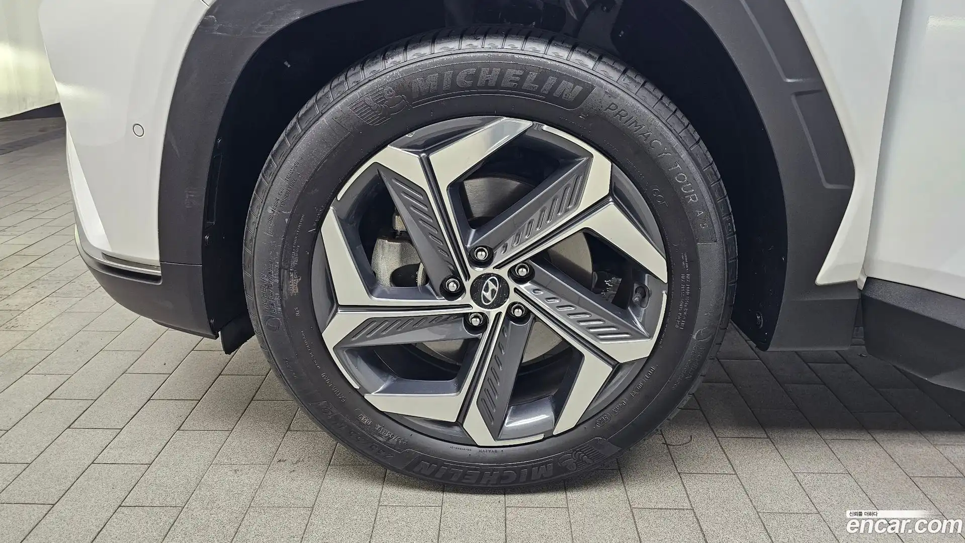 Tucson Hyundai 2021.0-OUTER-005