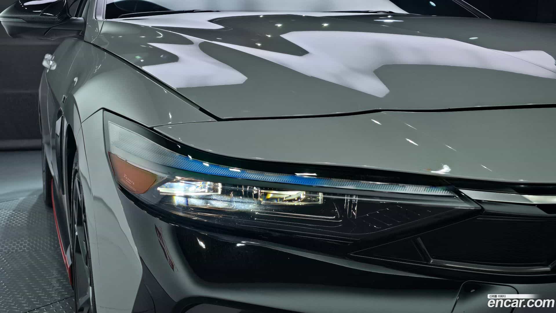 AVANTE Hyundai 2025.0-OUTER-032
