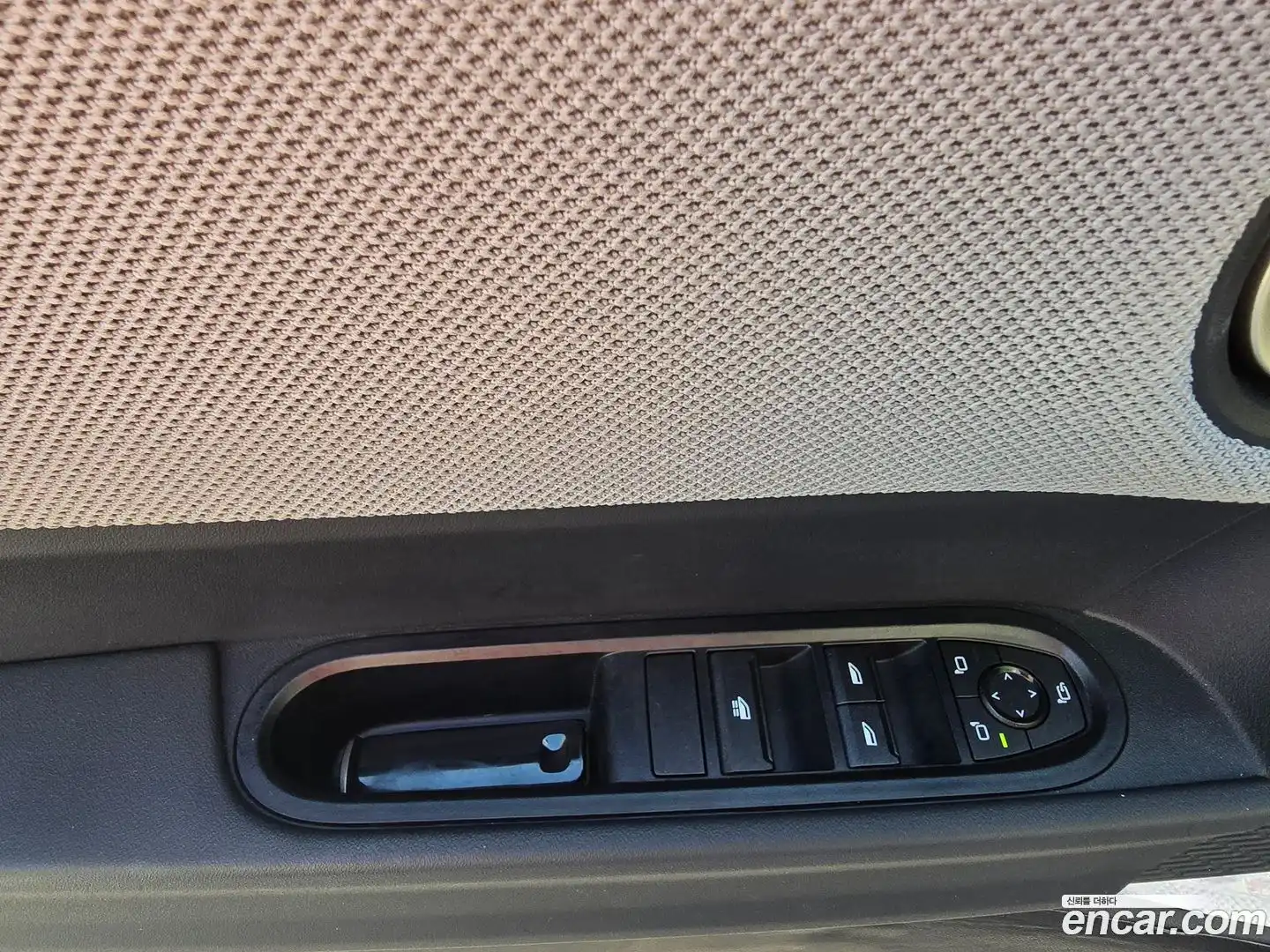 Cooper Convertible Mini 2025.3-INNER-009