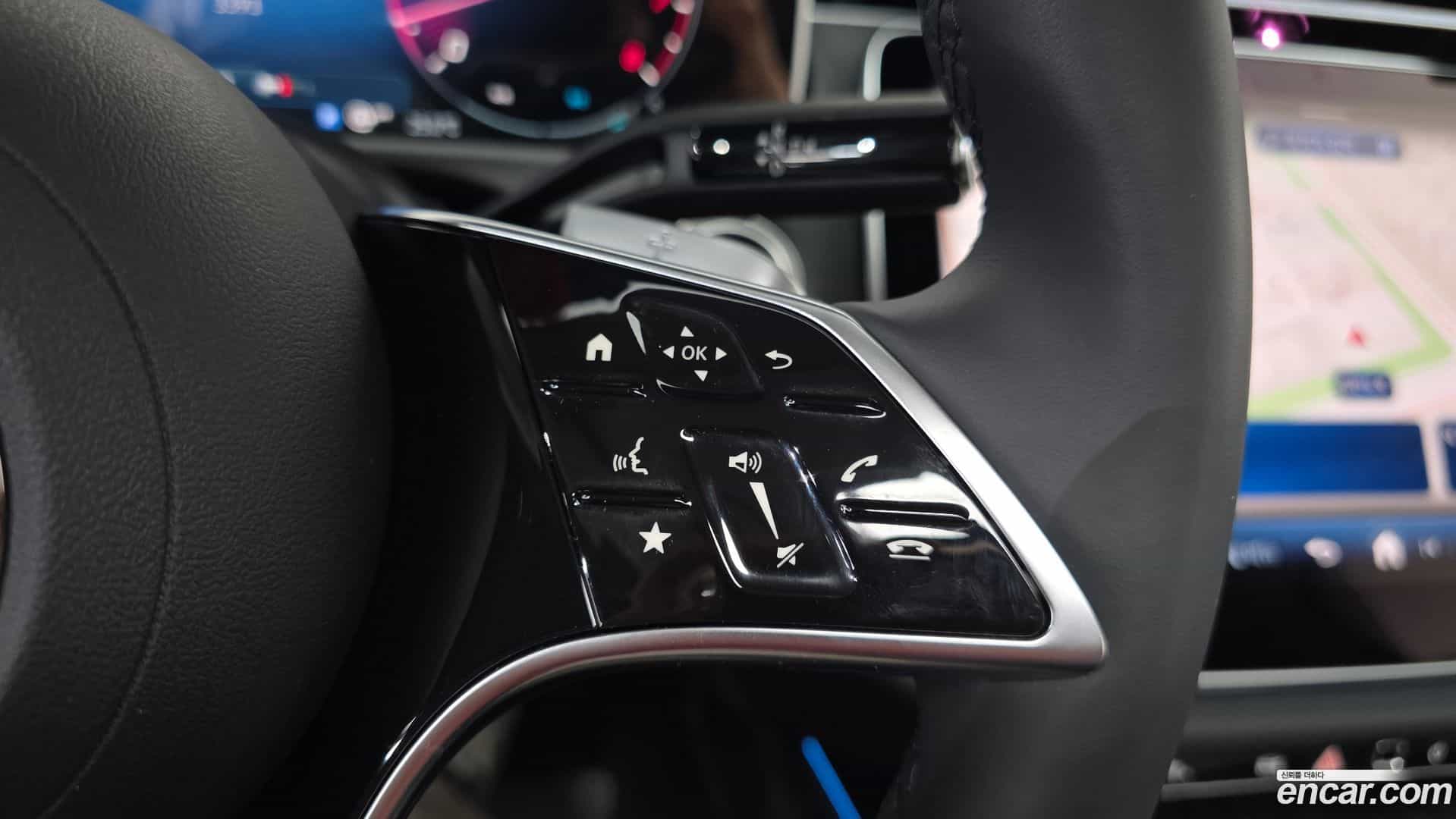 E-Class Mercedes-Benz 2025.8-OPTION-020
