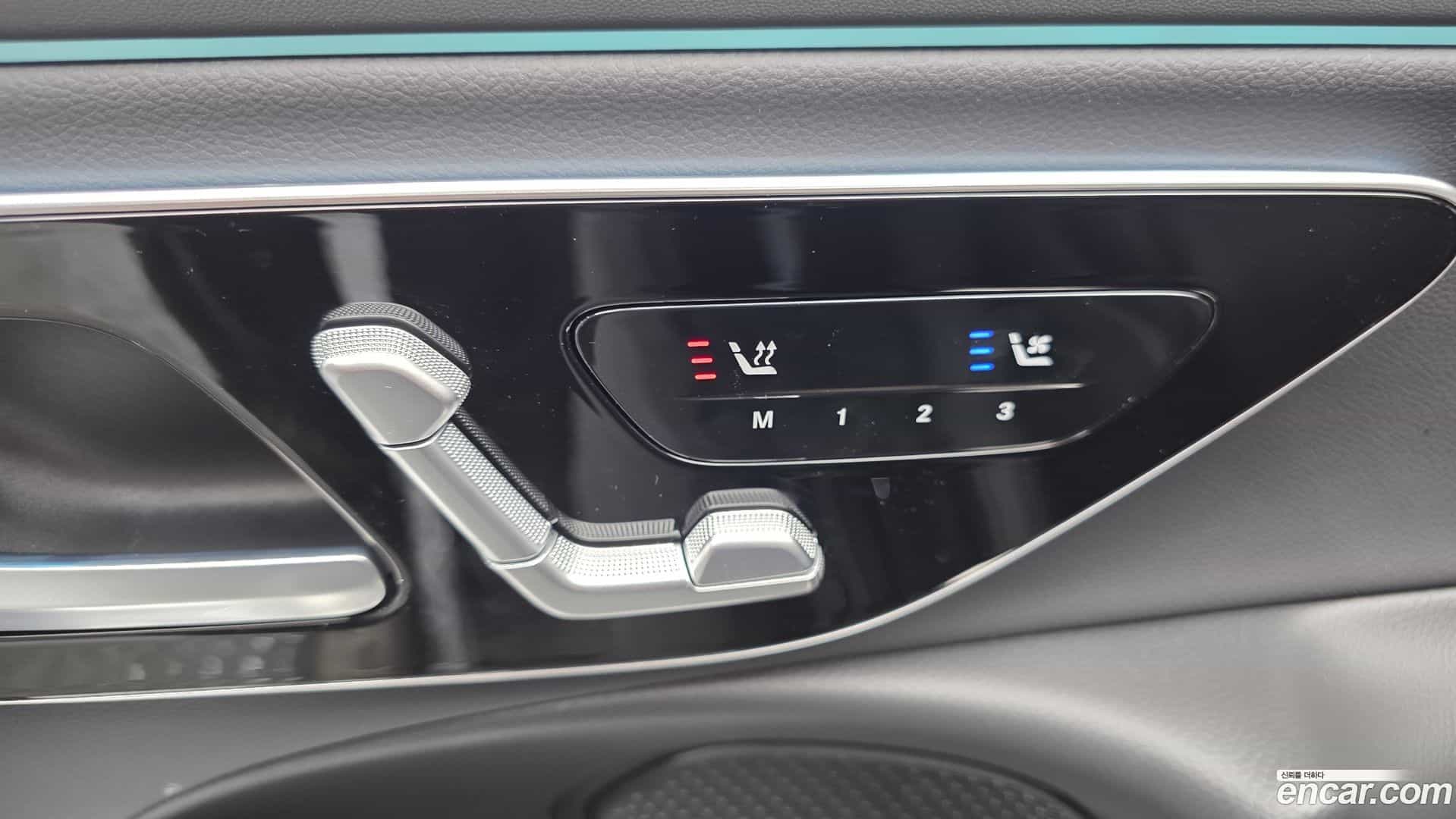 E-Class Mercedes-Benz 2025.8-OPTION-043