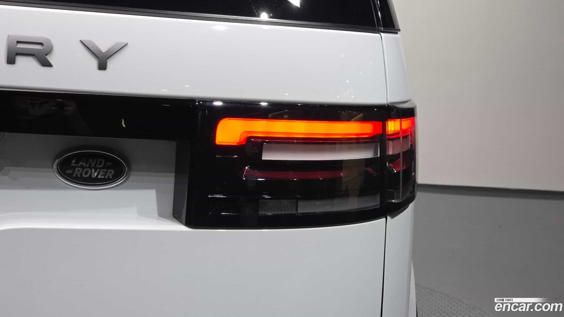 Discovery Land Rover 2018.7-OUTER-033