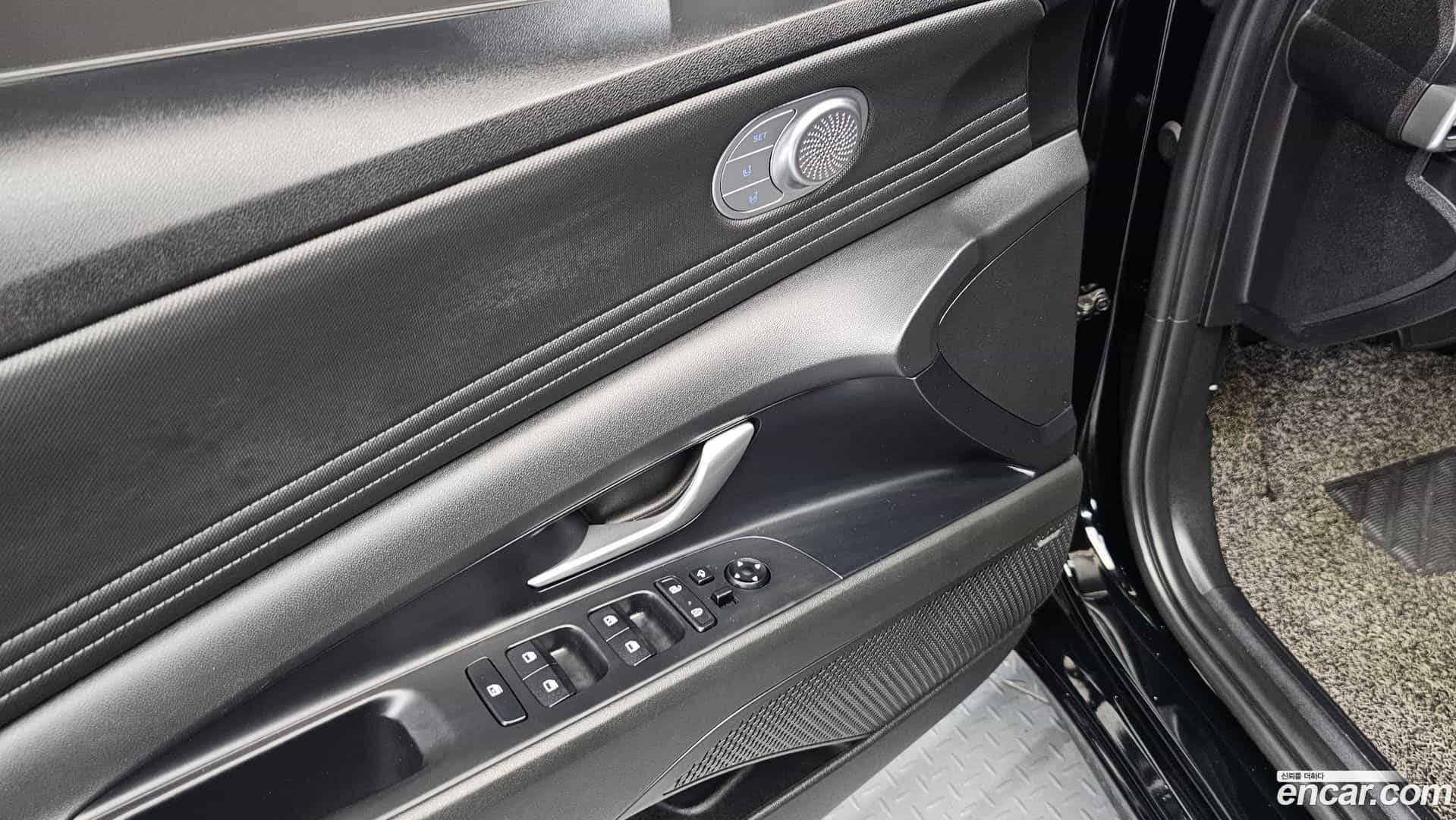 AVANTE Hyundai 2021.10-OPTION-022