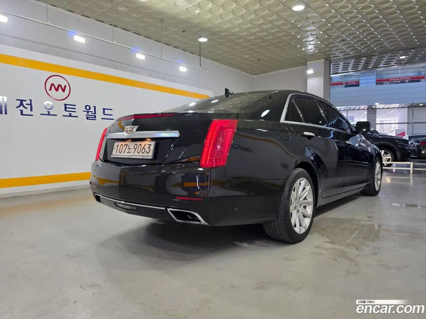 CTS Cadillac 2015.0-OUTER-005