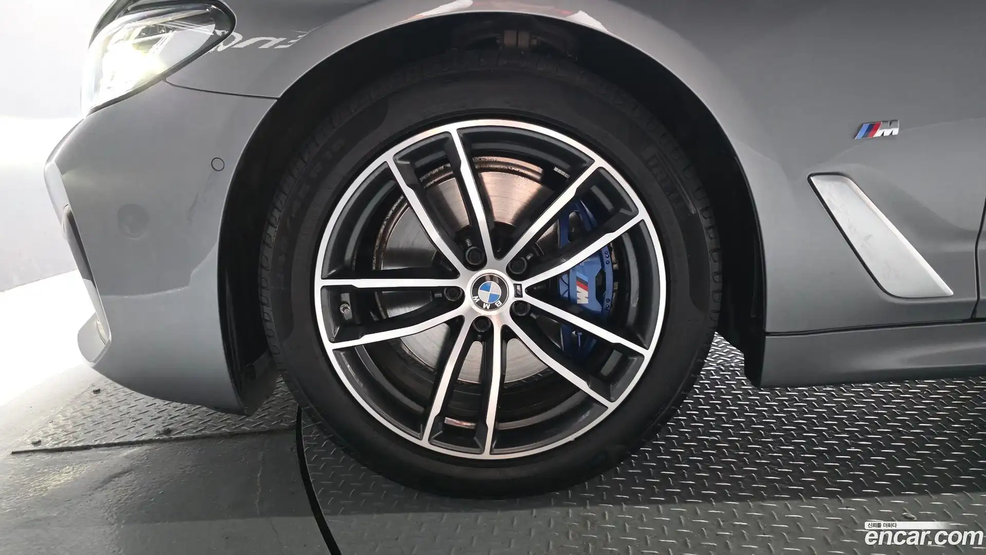 5-Series BMW 2022.9-OUTER-005