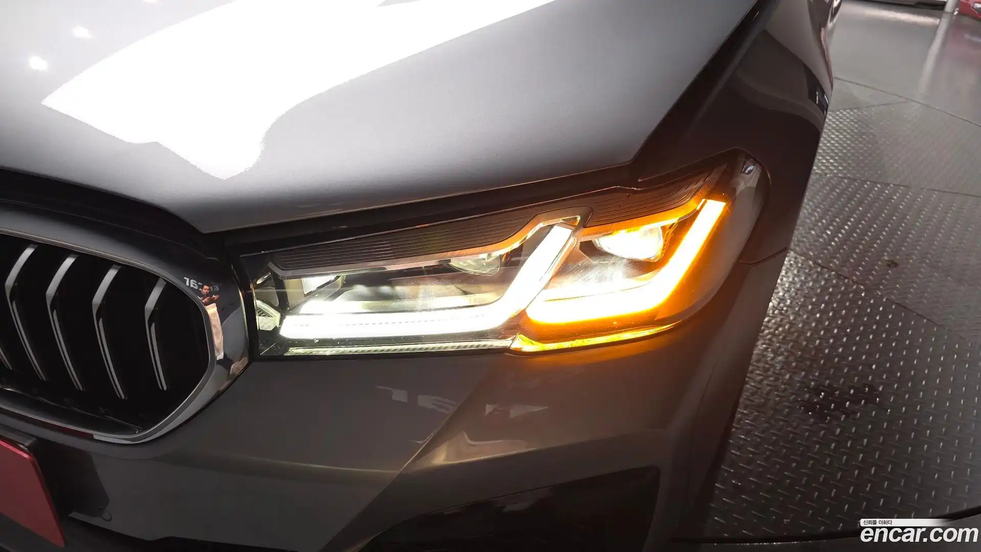 5-Series BMW 2022.9-OUTER-032