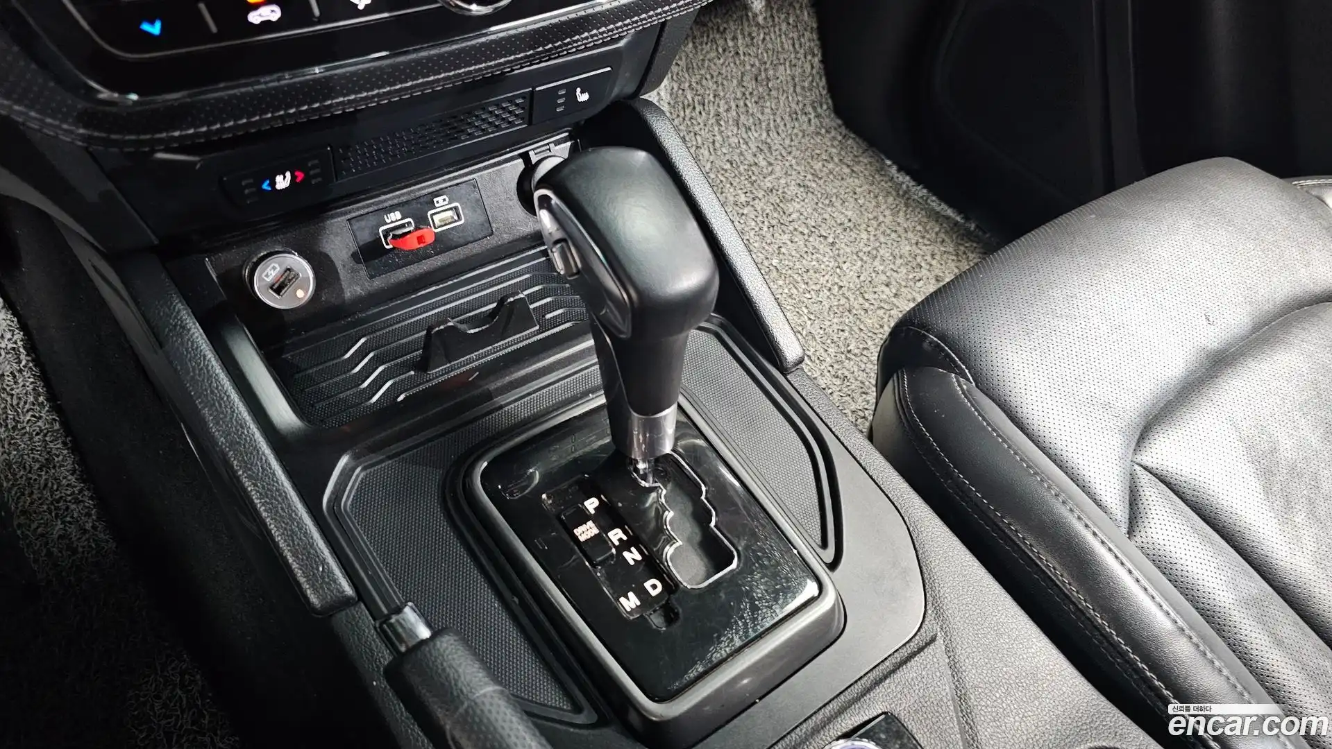 Rexton KG Mobility 2023.1-INNER-009