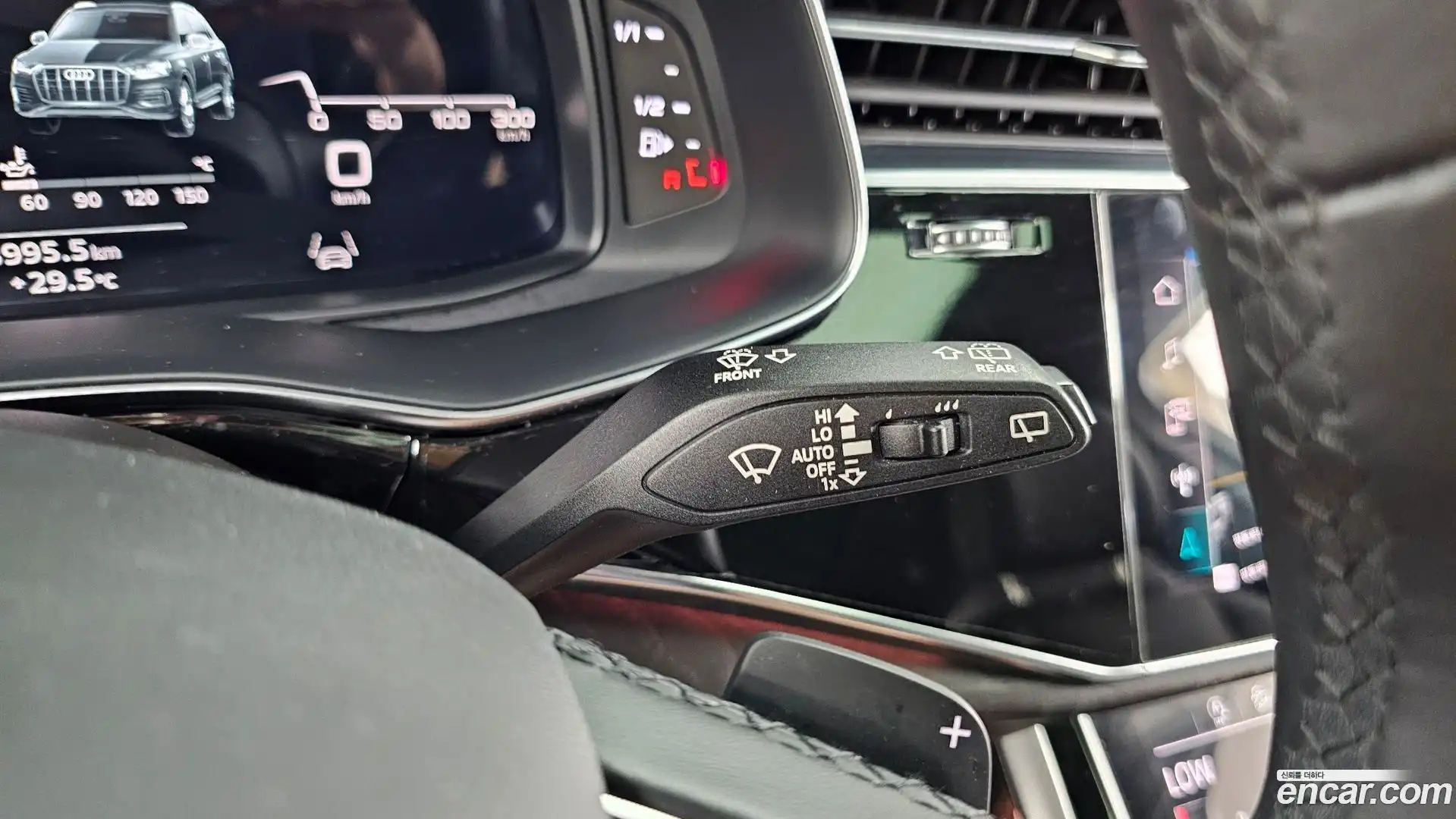 Q7 Audi 2021.11-OPTION-040
