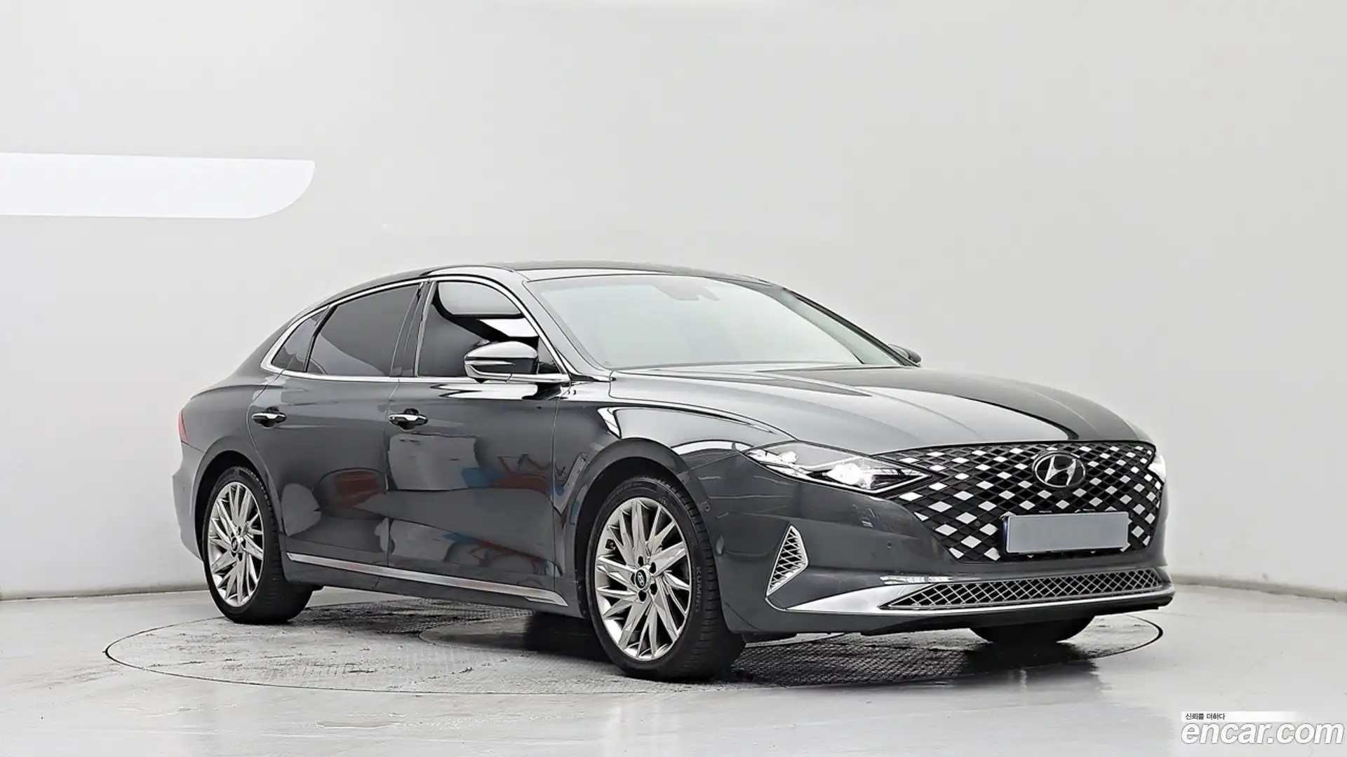 Grandeur Hyundai 2022.0-OUTER-003