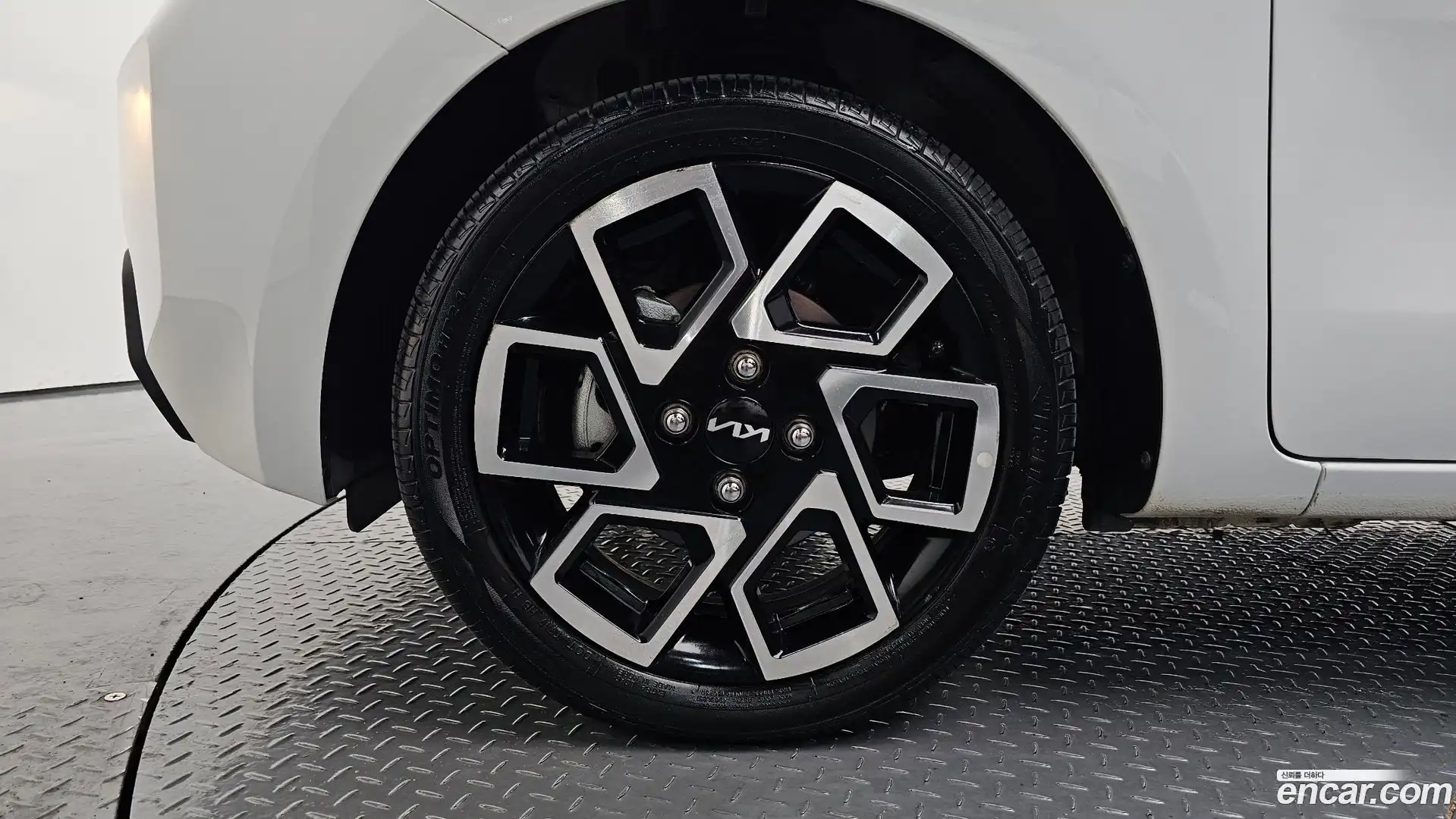RAY Kia 2023.3-OUTER-005