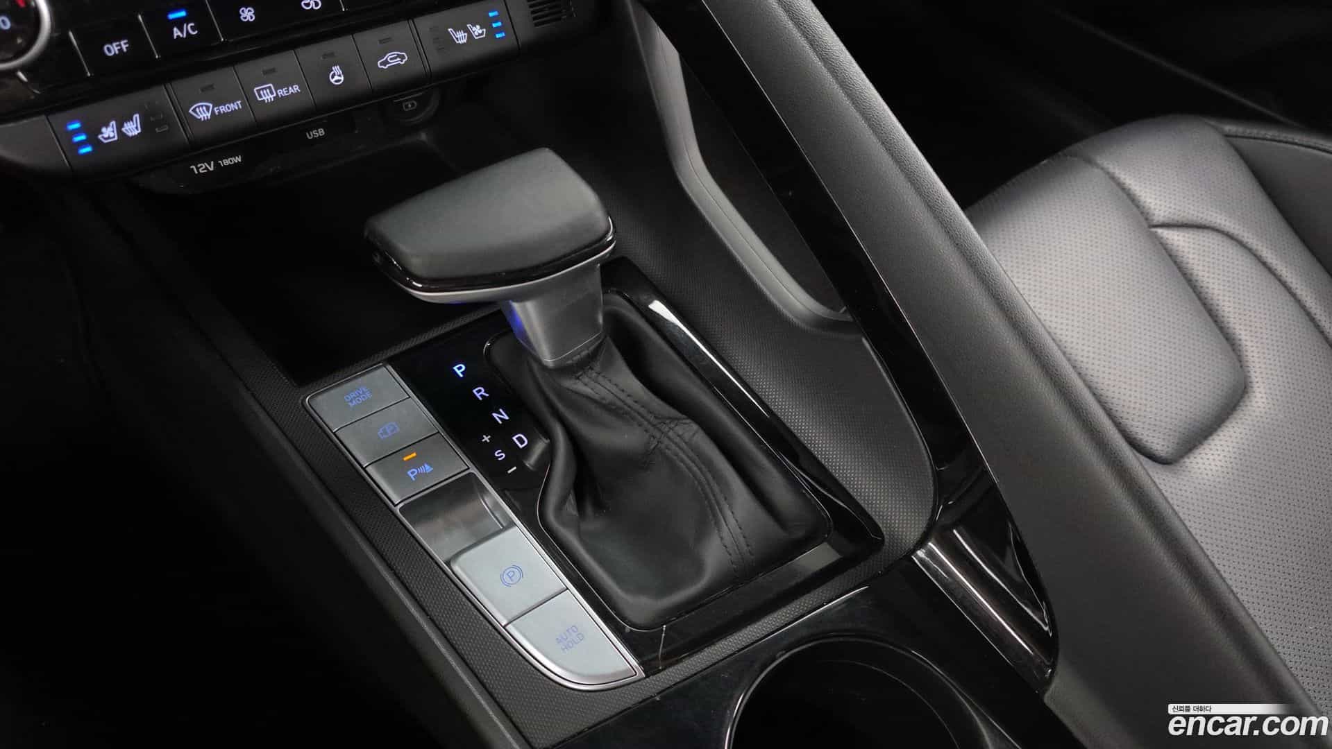 AVANTE Hyundai 2021.0-INNER-009