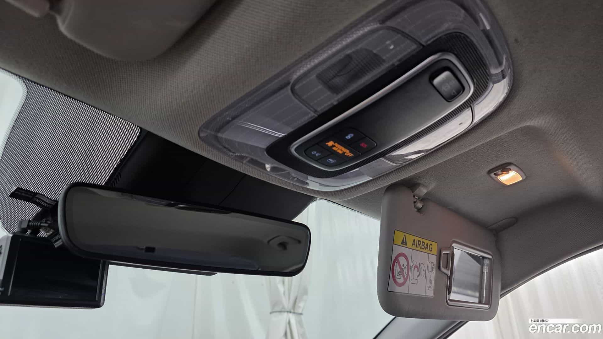 AVANTE Hyundai 2021.0-OPTION-021
