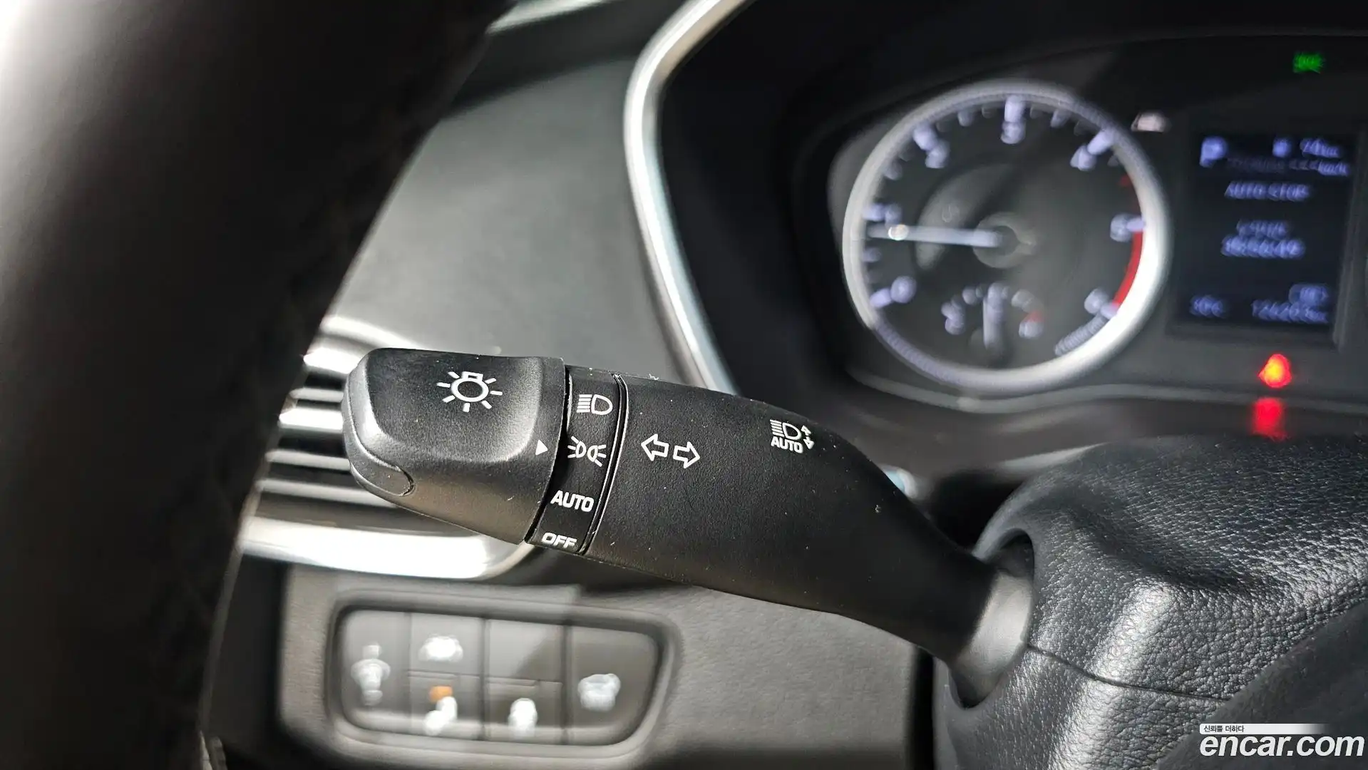 Santafe Hyundai 2019.2-OPTION-041