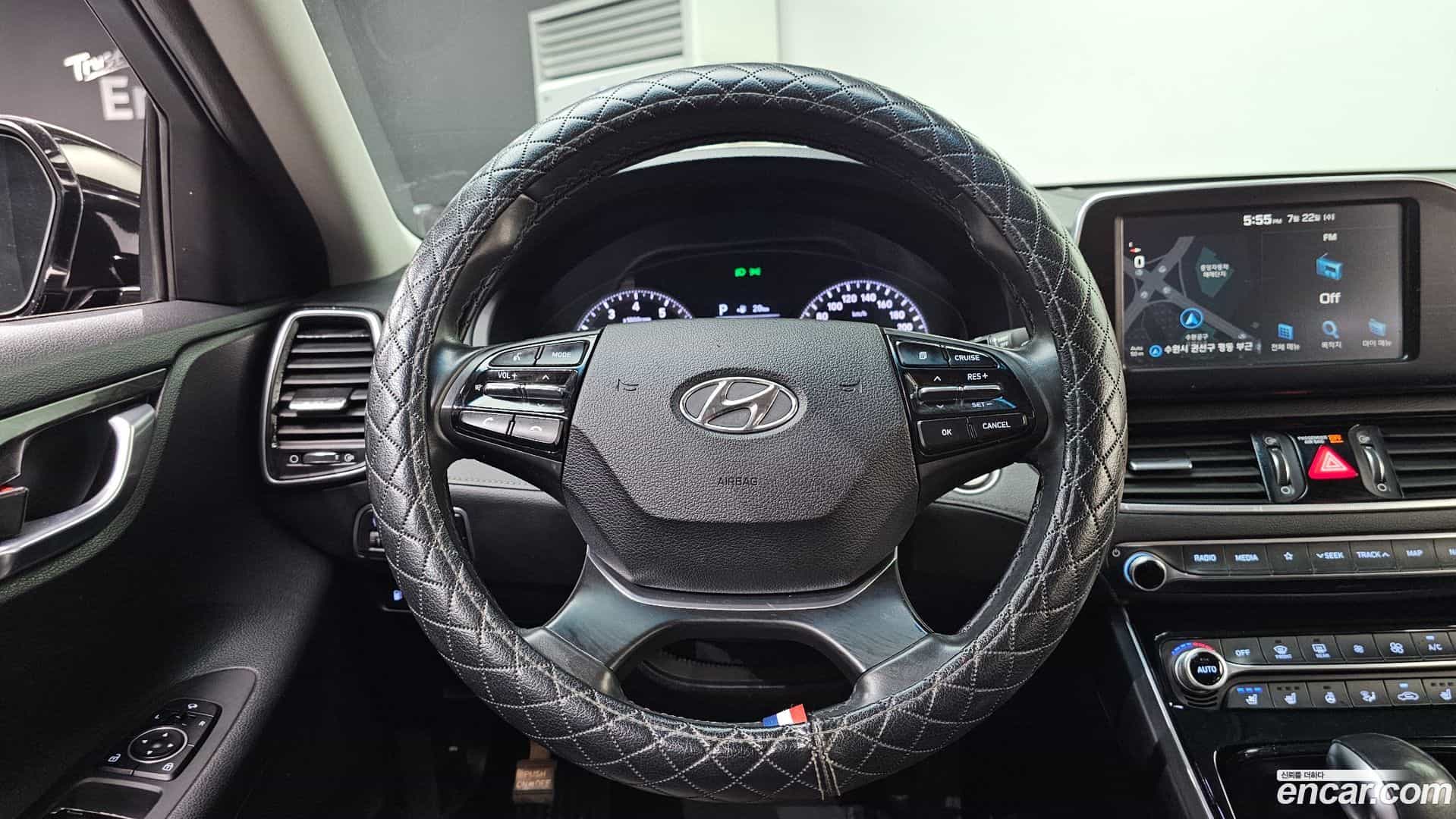 Grandeur Hyundai 2017.3-OPTION-017