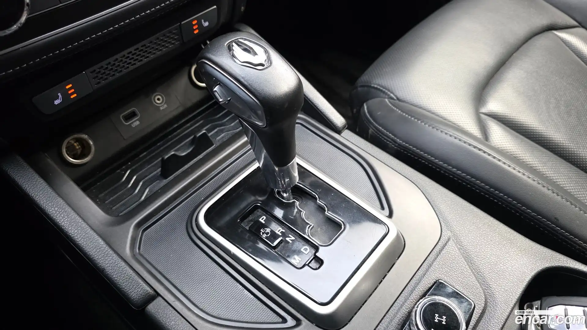 Rexton KG Mobility 2019.7-INNER-009
