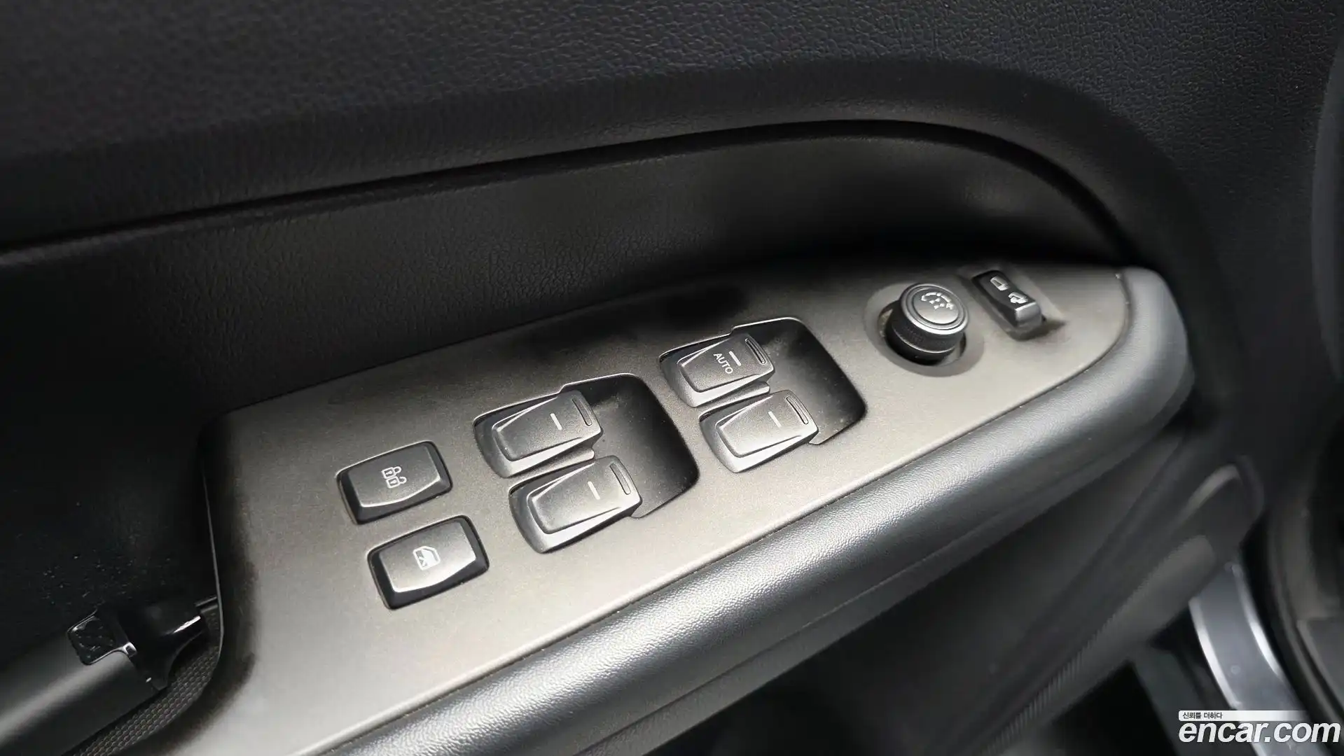 Rexton KG Mobility 2019.7-OPTION-040