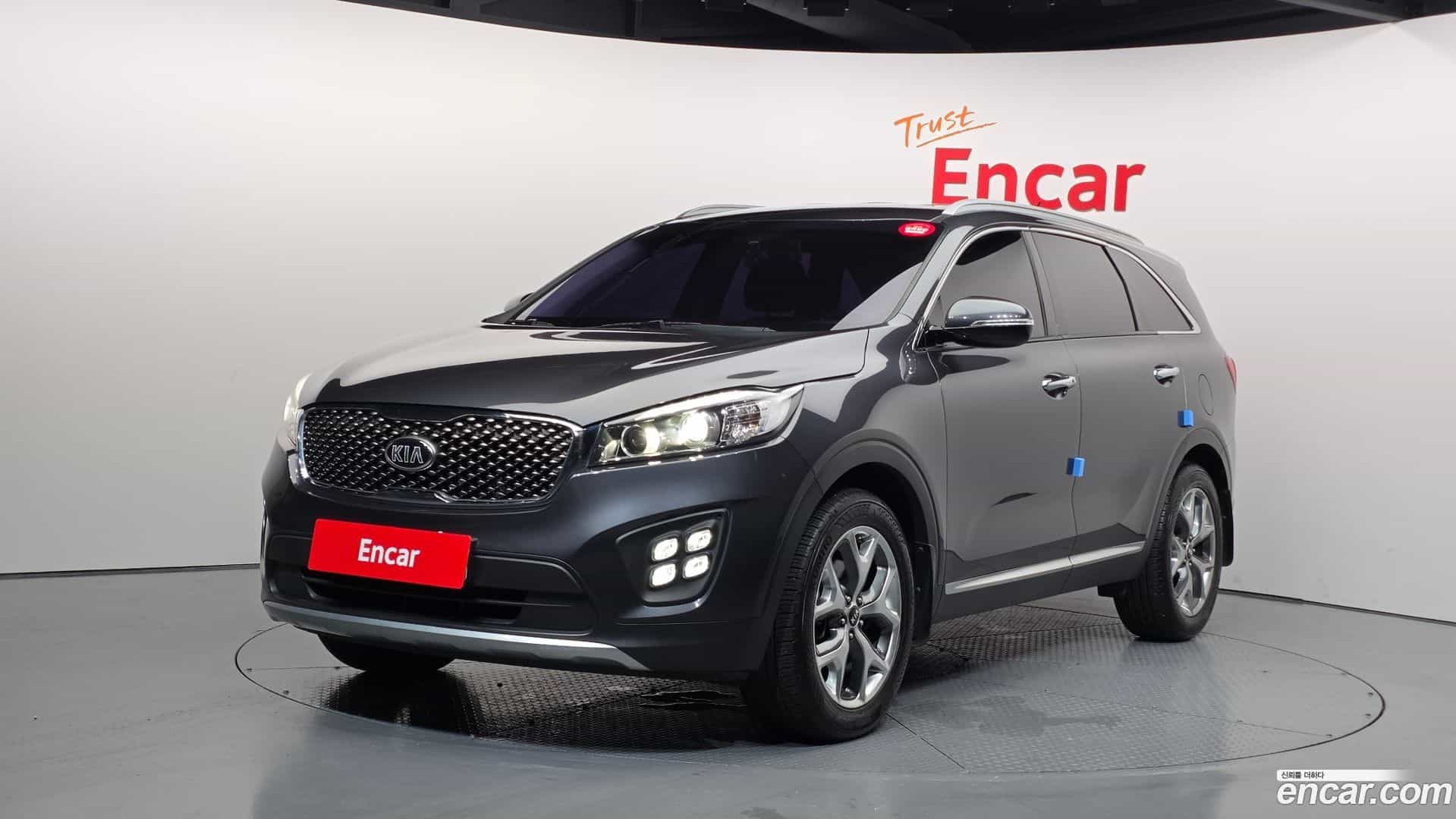 Sorento Kia 2016.8-OUTER-001