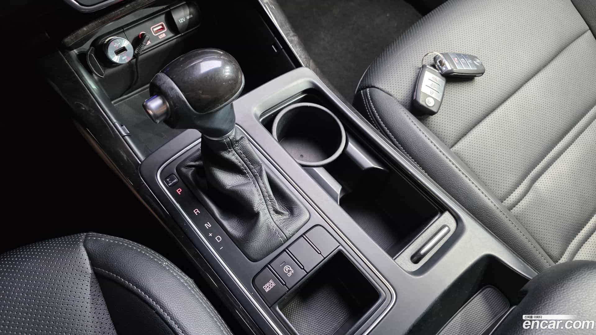 Sorento Kia 2016.8-INNER-009