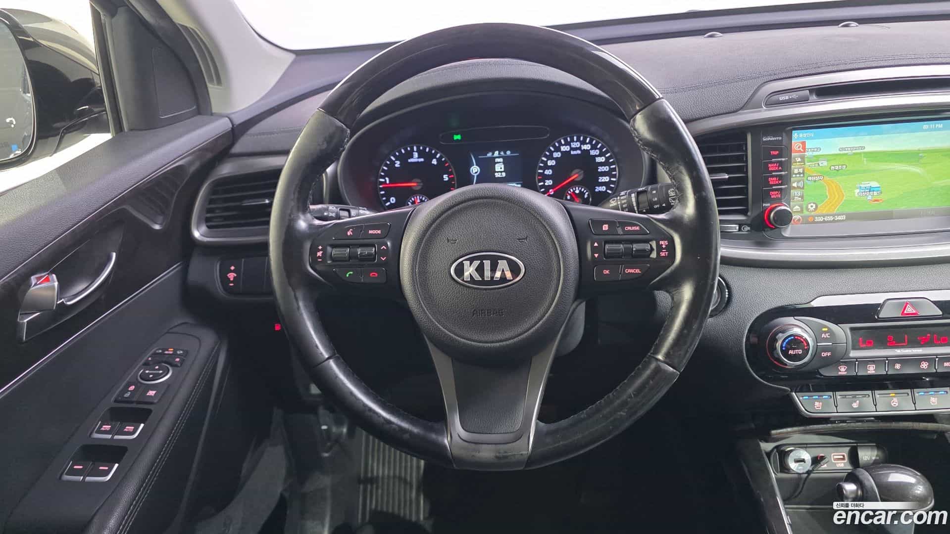 Sorento Kia 2016.8-OPTION-017