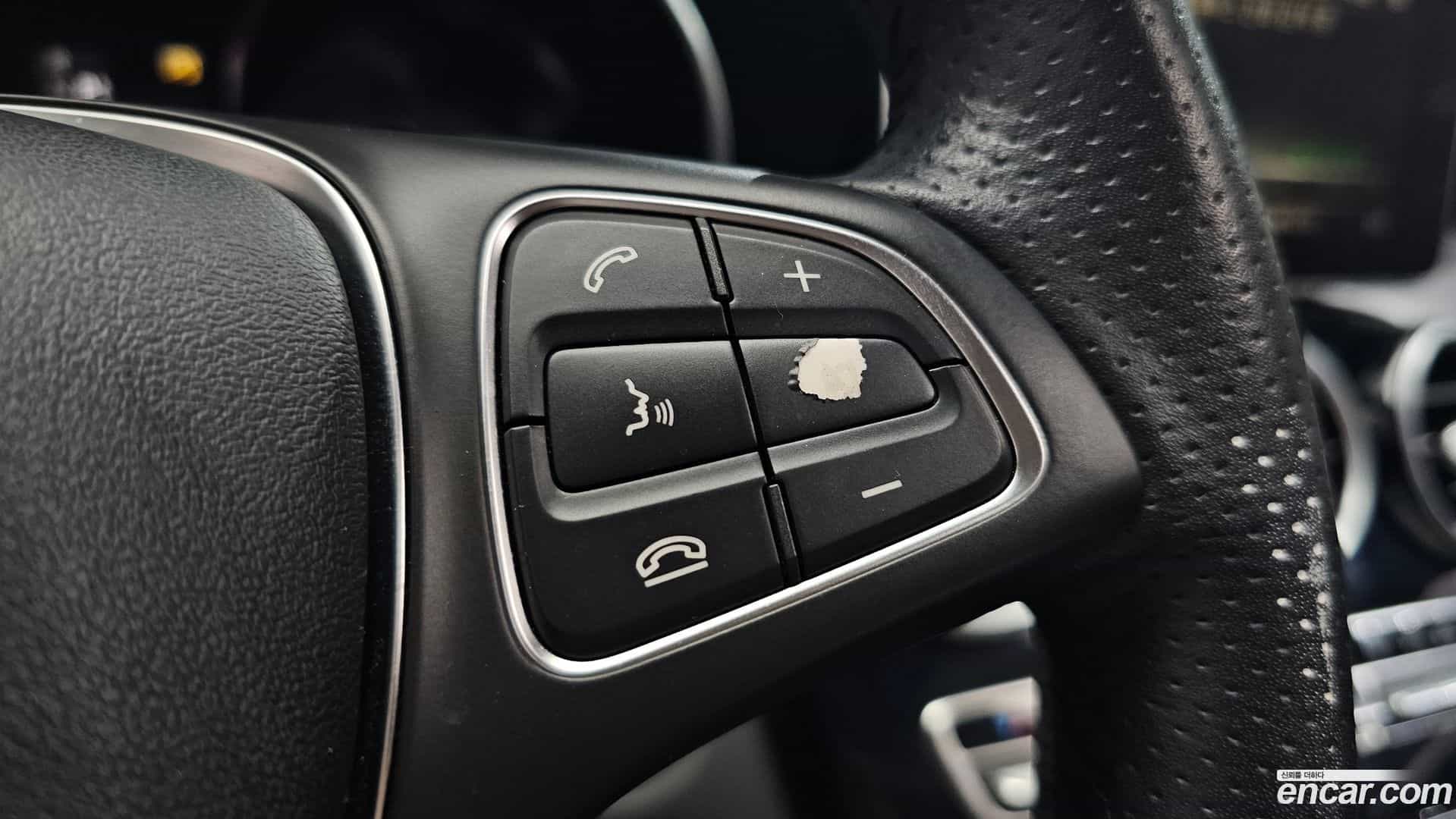 C-Class Mercedes-Benz 2018.1-OPTION-045