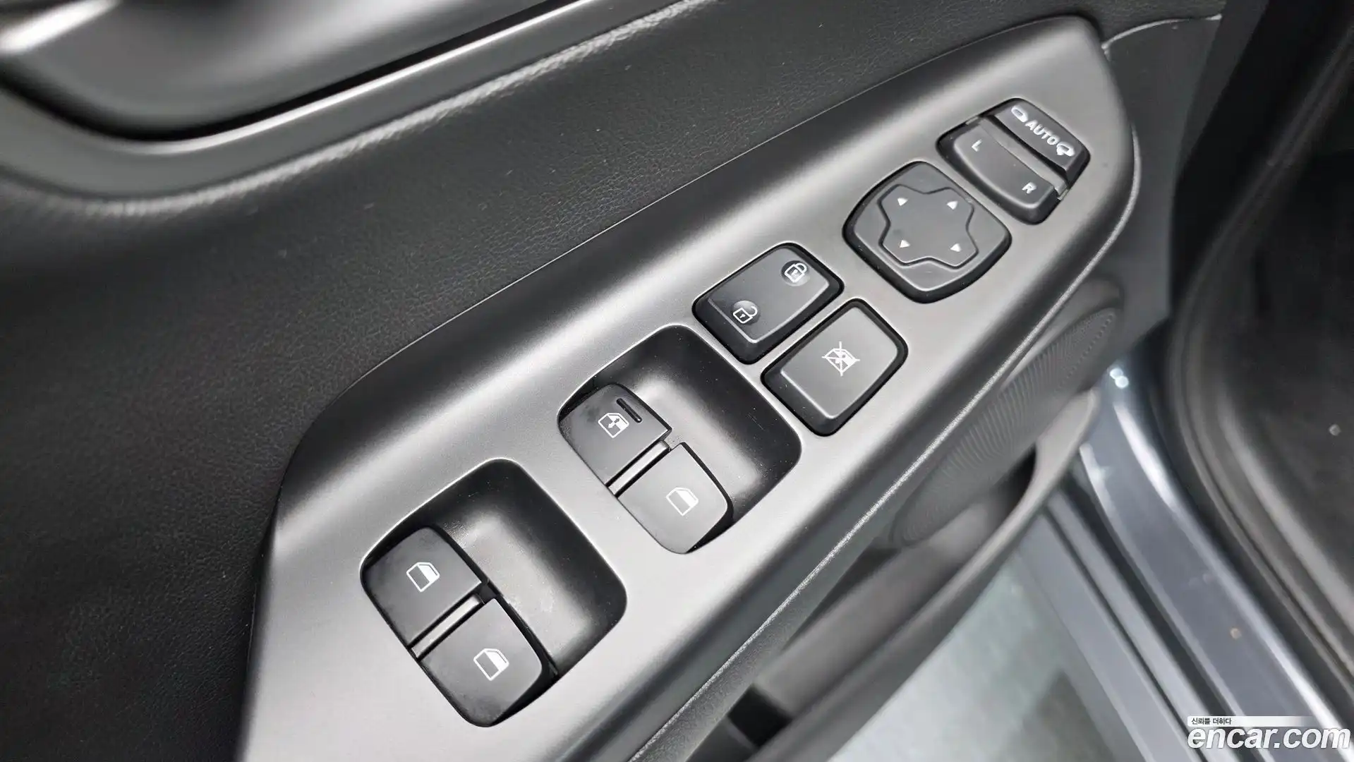 Kona Hyundai 2020.11-OPTION-017