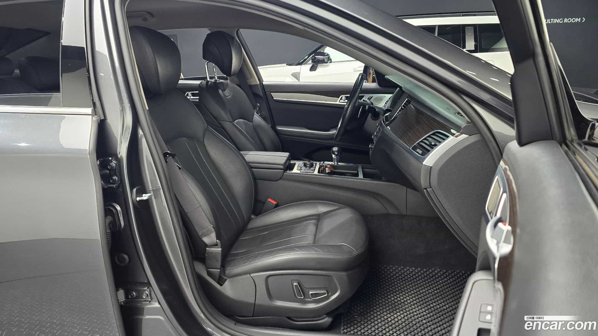 G80 Genesis 2016.10-INNER-010